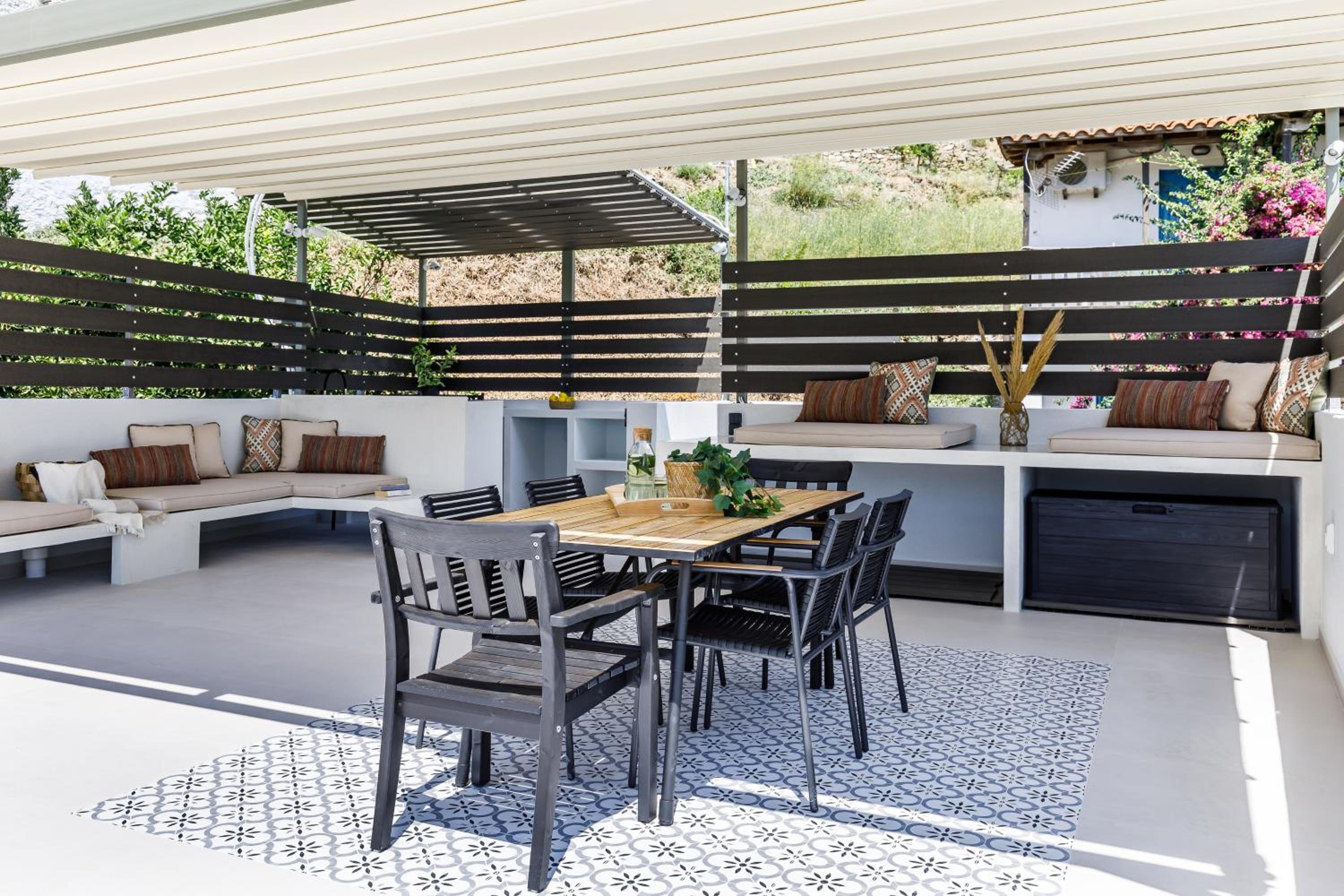 Breezy Rooftop House