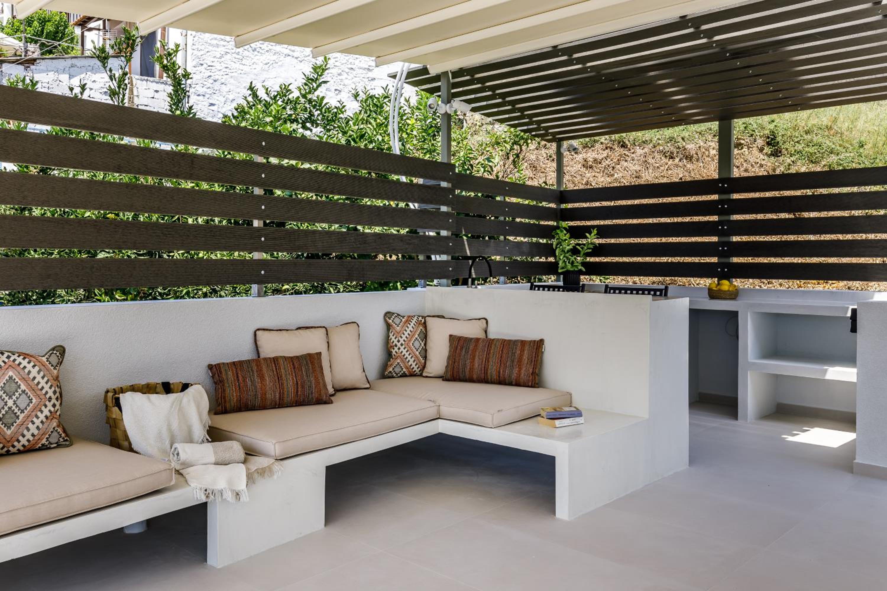 Breezy Rooftop House