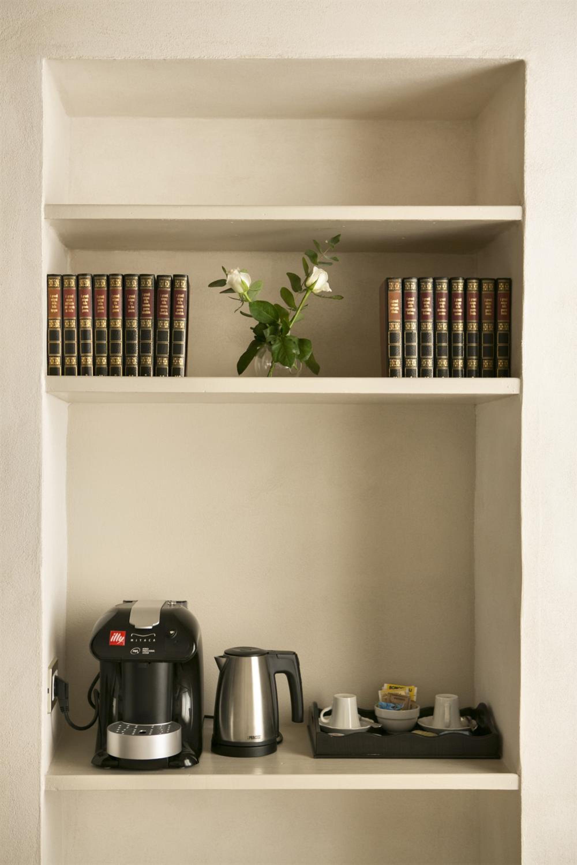 Rome Frattina27 en Rome — kitchen