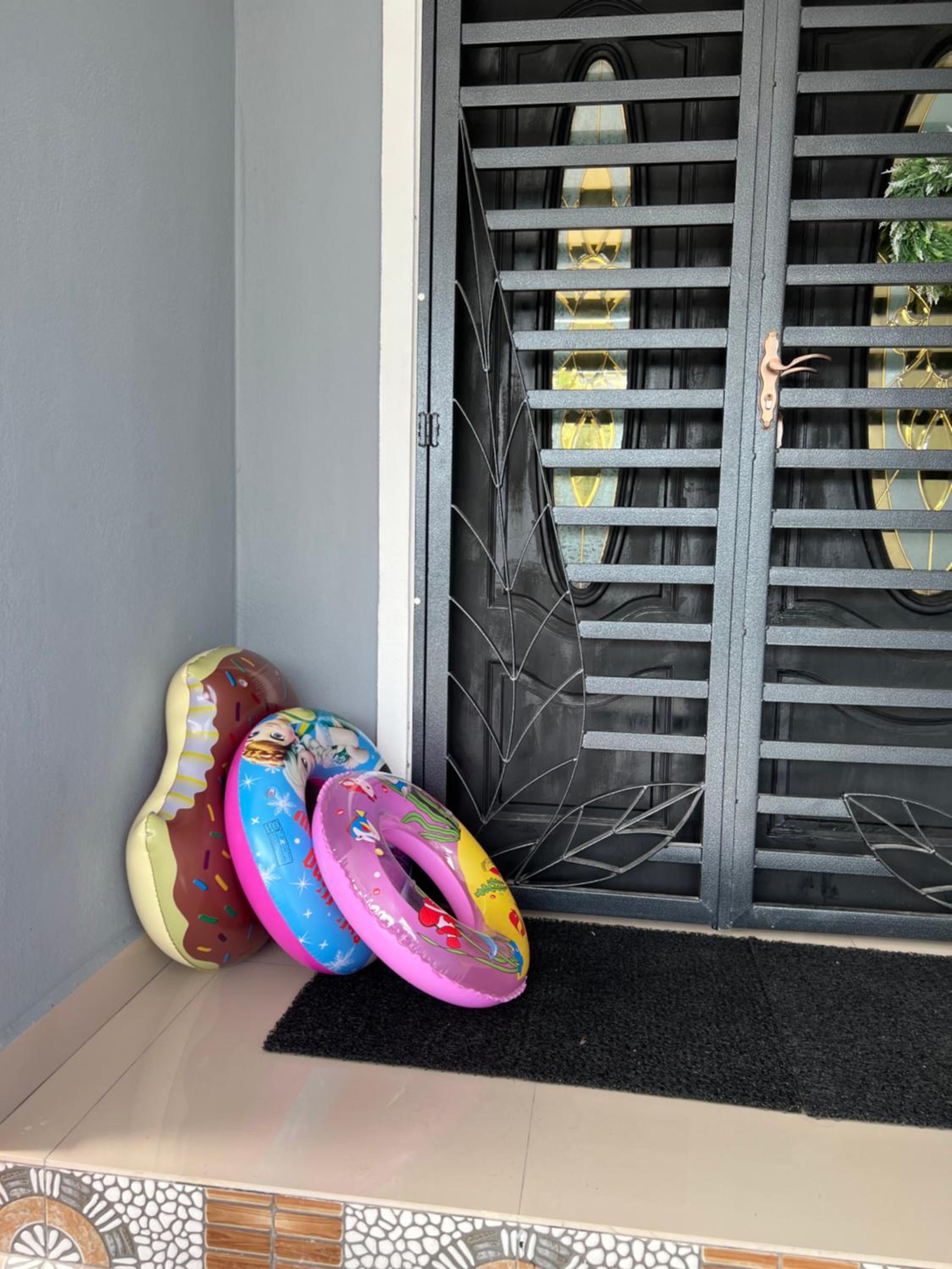 kelabu homestay with private pool photo 4