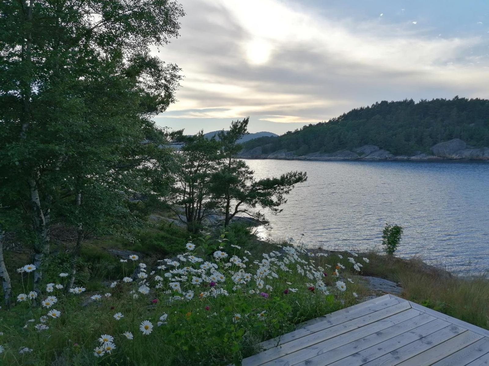 Keybutler Holiday Cabin Nettholmen view 2
