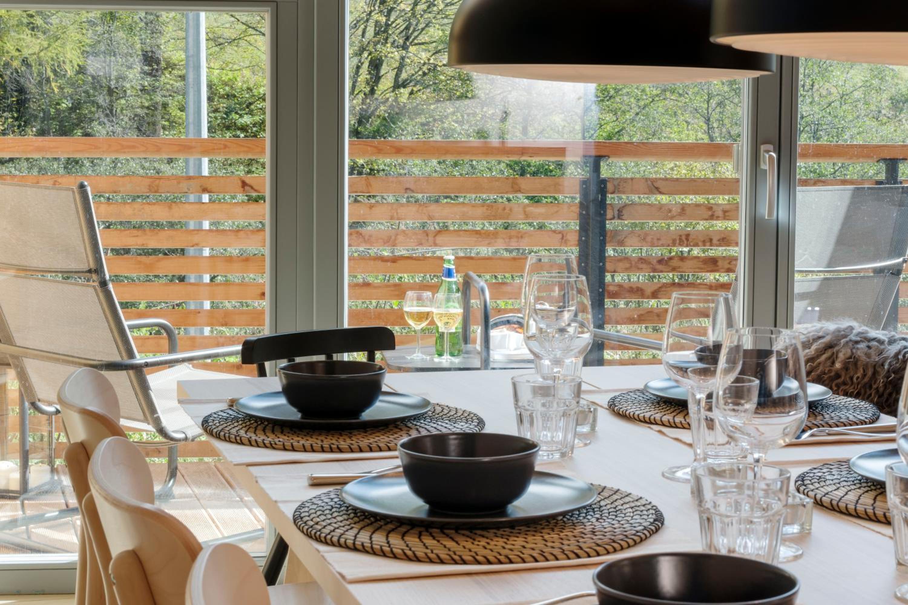 HelloChalet - Chalet Northern Lights - Family Ski Chalet with garden walking distance lift view 3