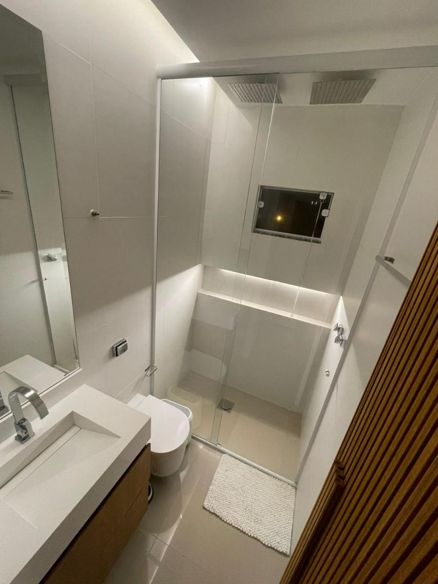 Apartamento praia Quadra mar vista mar aeroporto beto carrero navegantes