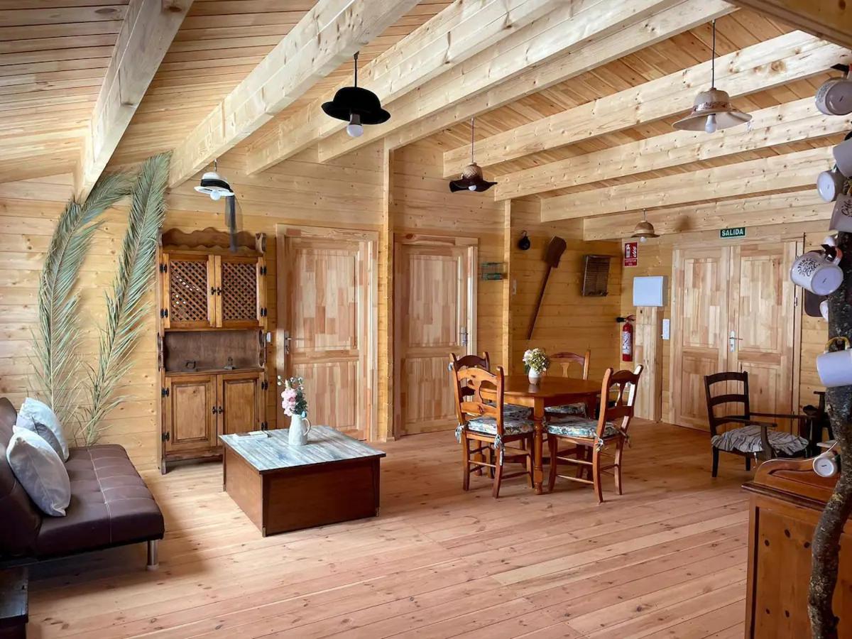 Dos VILLAS ENTRE CIERVOS Y CERVANTES