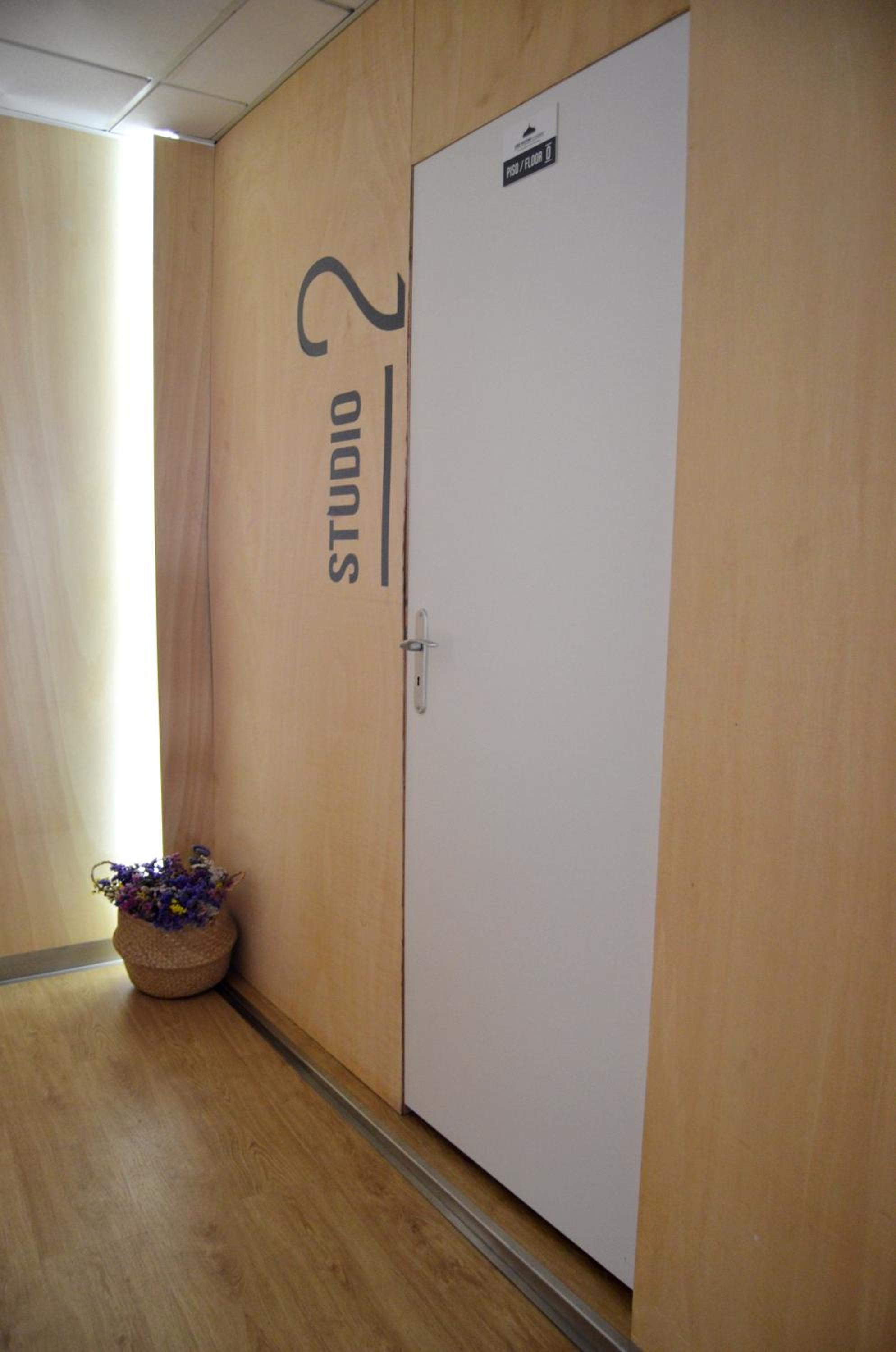 Photo 8