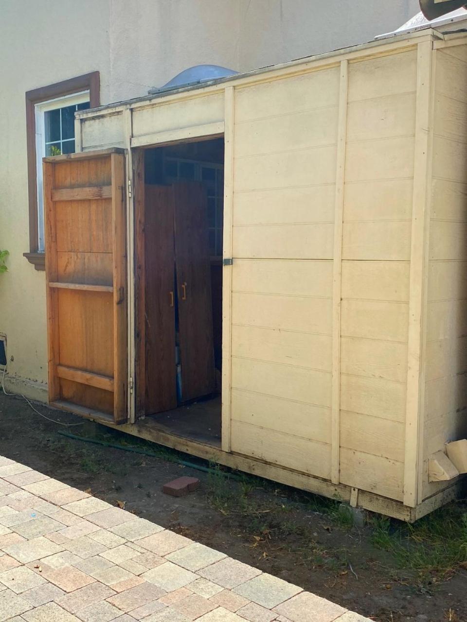 COZY 2 BEDROOM GUESTHOUSE IN BEVERLY HILLS