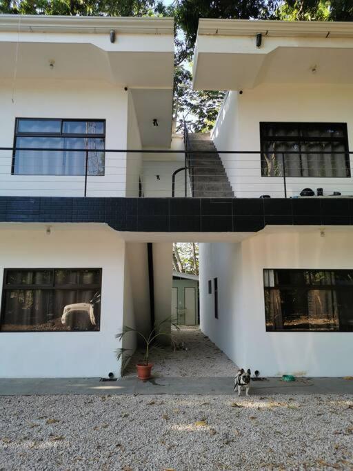 Hotel Apartamentos Tamarindo Guanacaste 3 - Image 1