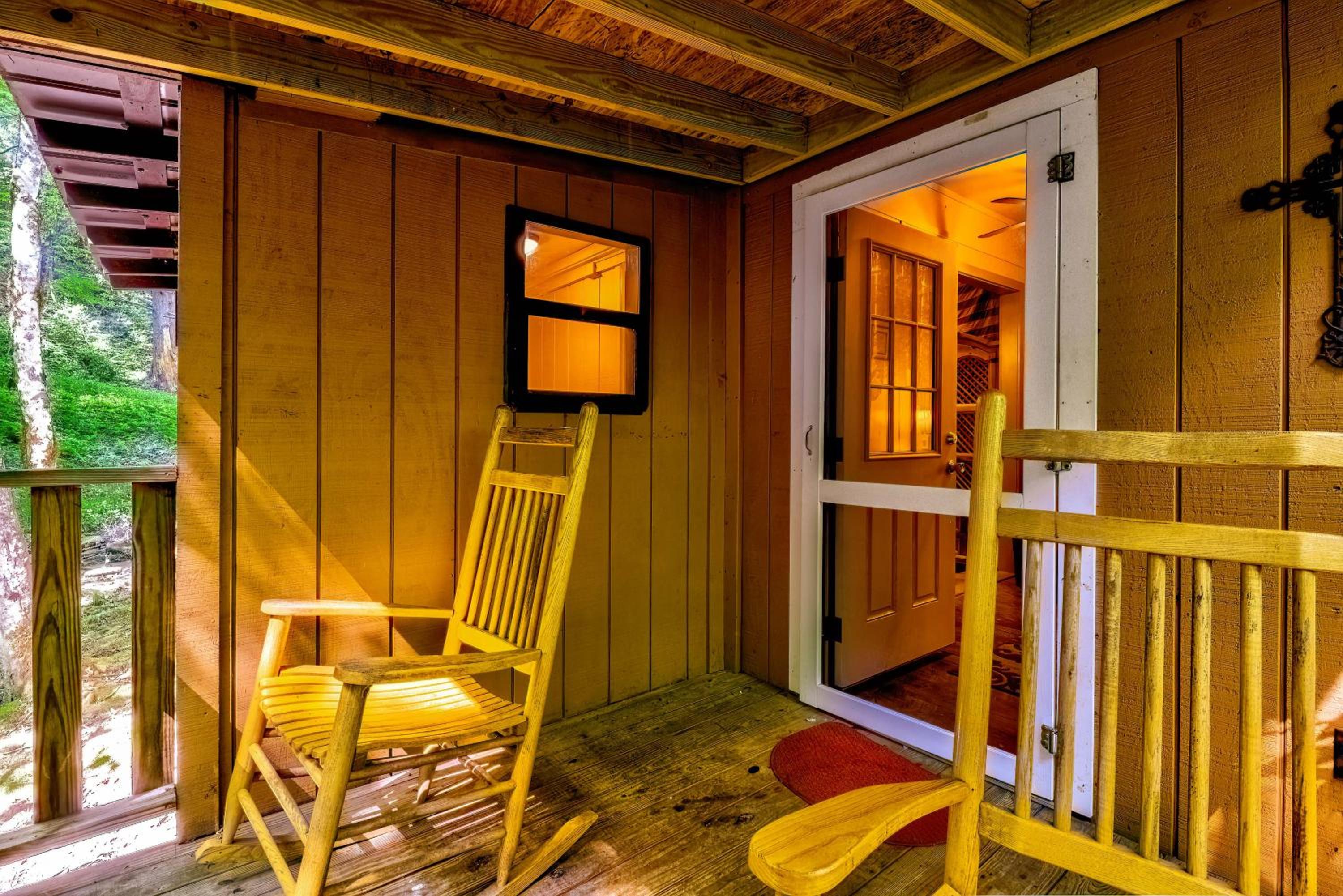Panther Creek Cabins