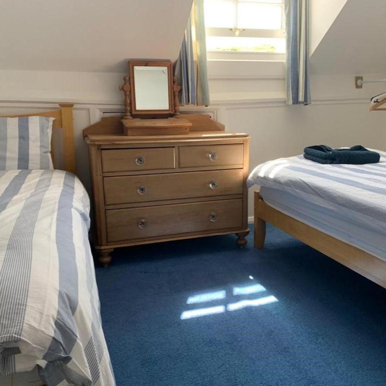 Sea Haven holiday cottage at Staithes view 5