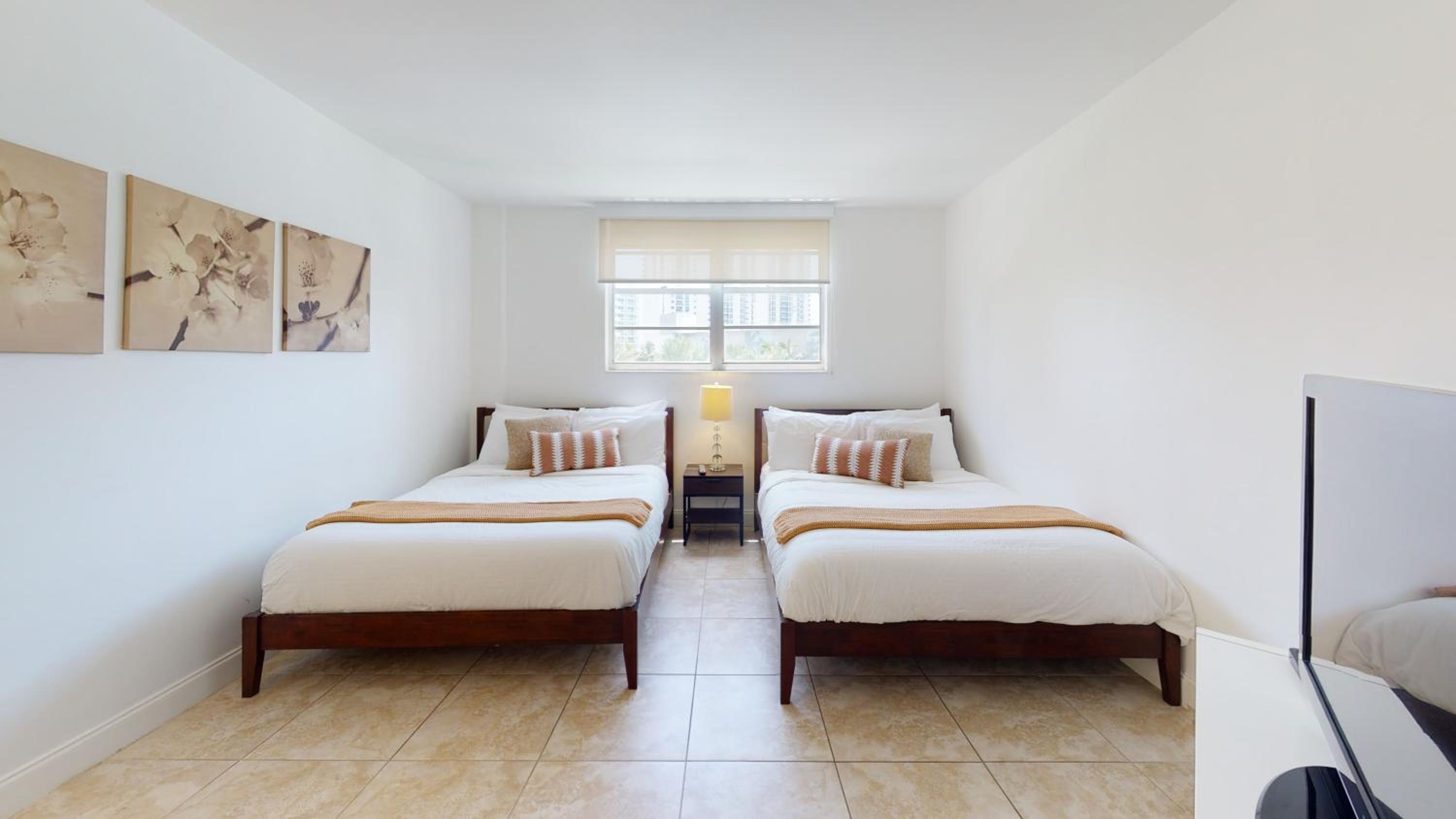 Ocean Reserve Condo by FlatsAway