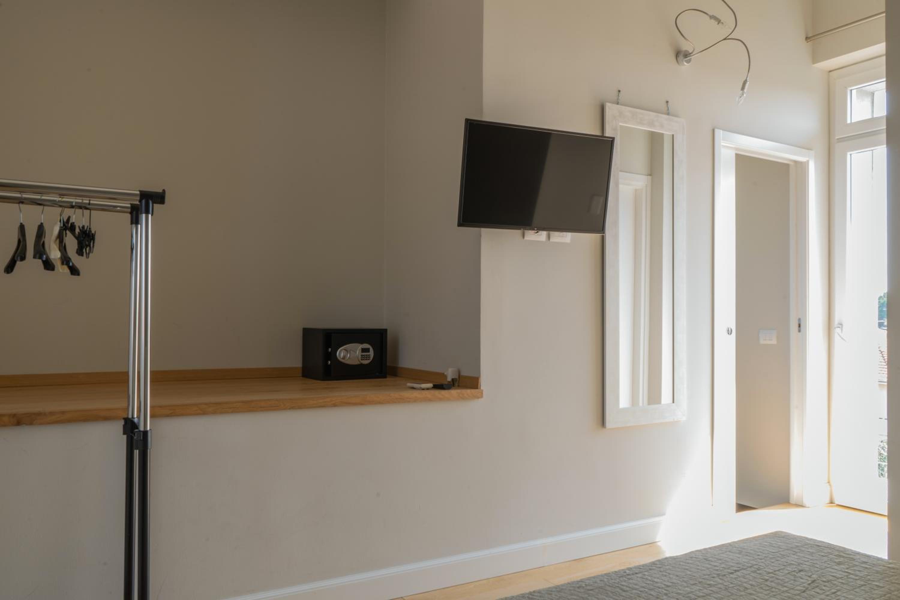 Somma Lombardo Vacations - BB Margante - Property Image 45