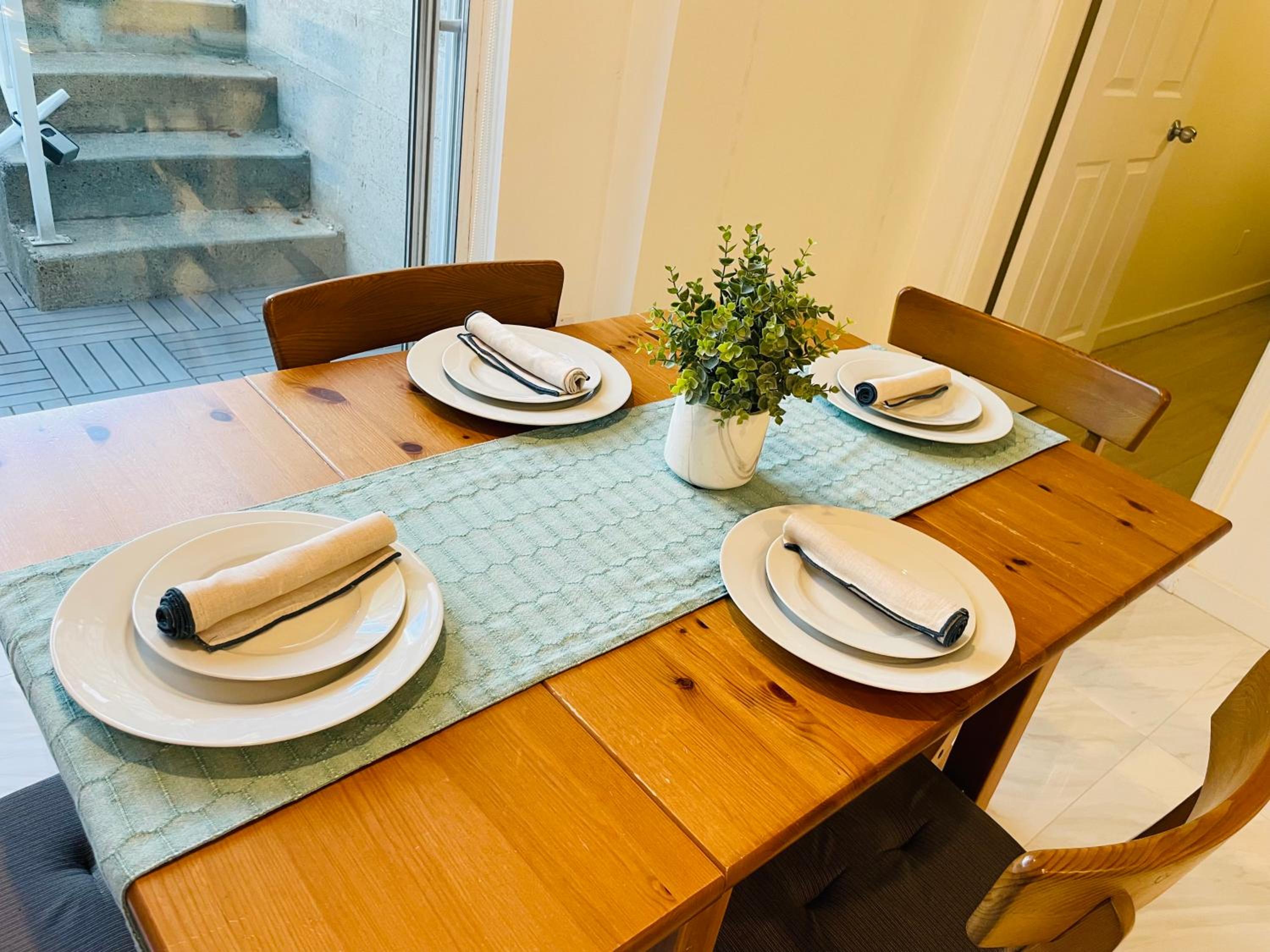 Adorable 2-Bedroom Basement in Vancouver