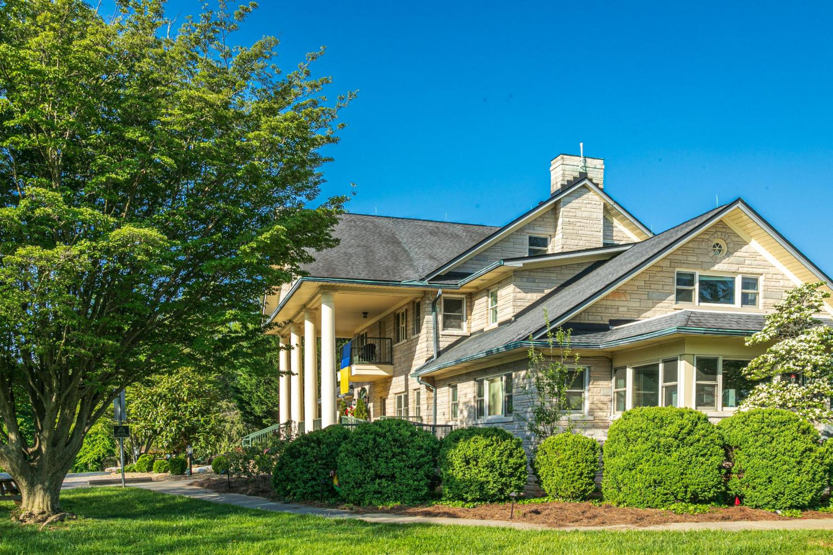 SKYLARANNA Resort & SPA