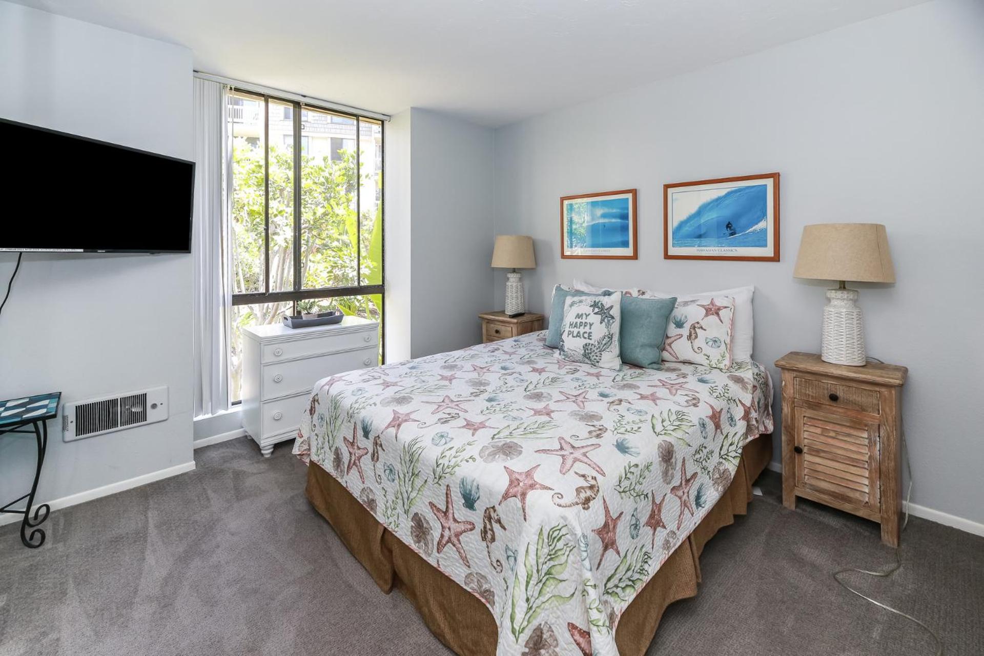 G32 - Harbor Cottage - On-the-Sand