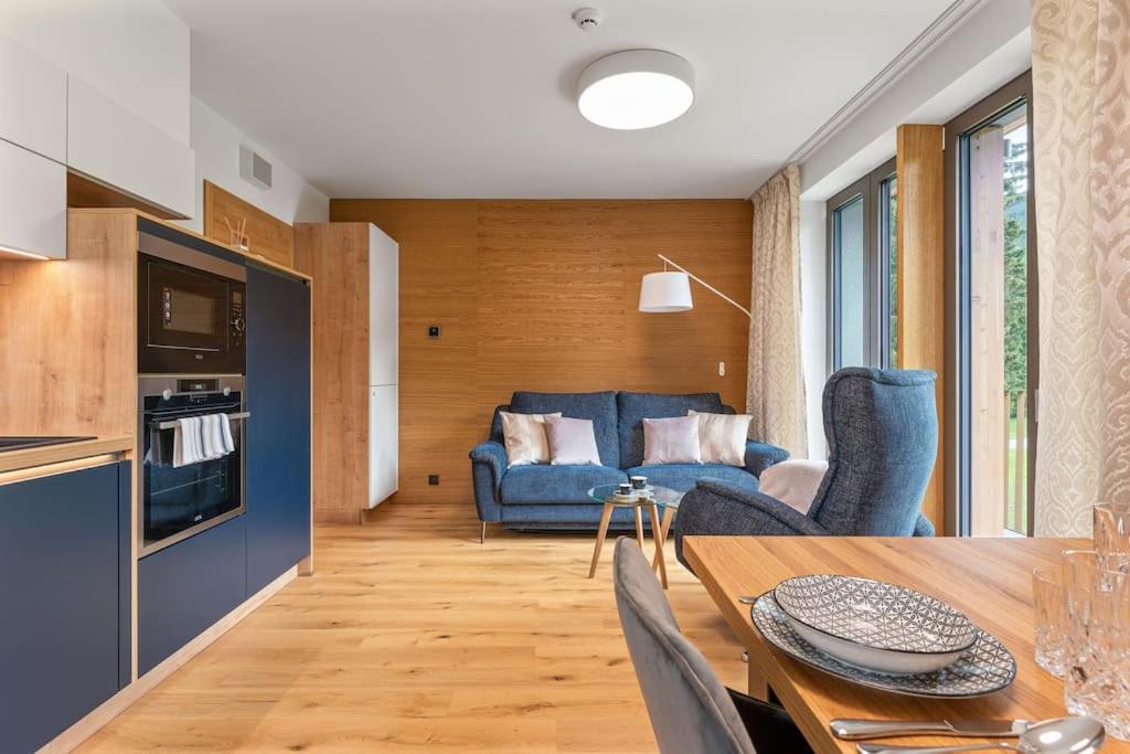 Residence Koubek - Útulný apartmán s výhledem a parkováním