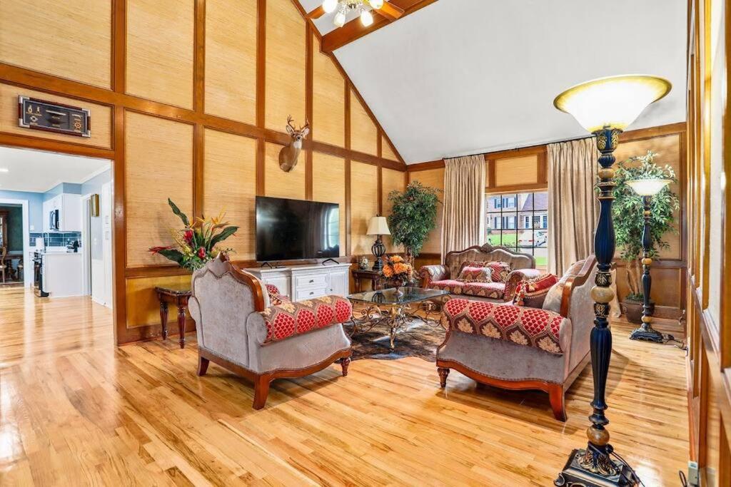 Lovely 5Bed, 3-FullBath ! 5min to free way I-85 view 5