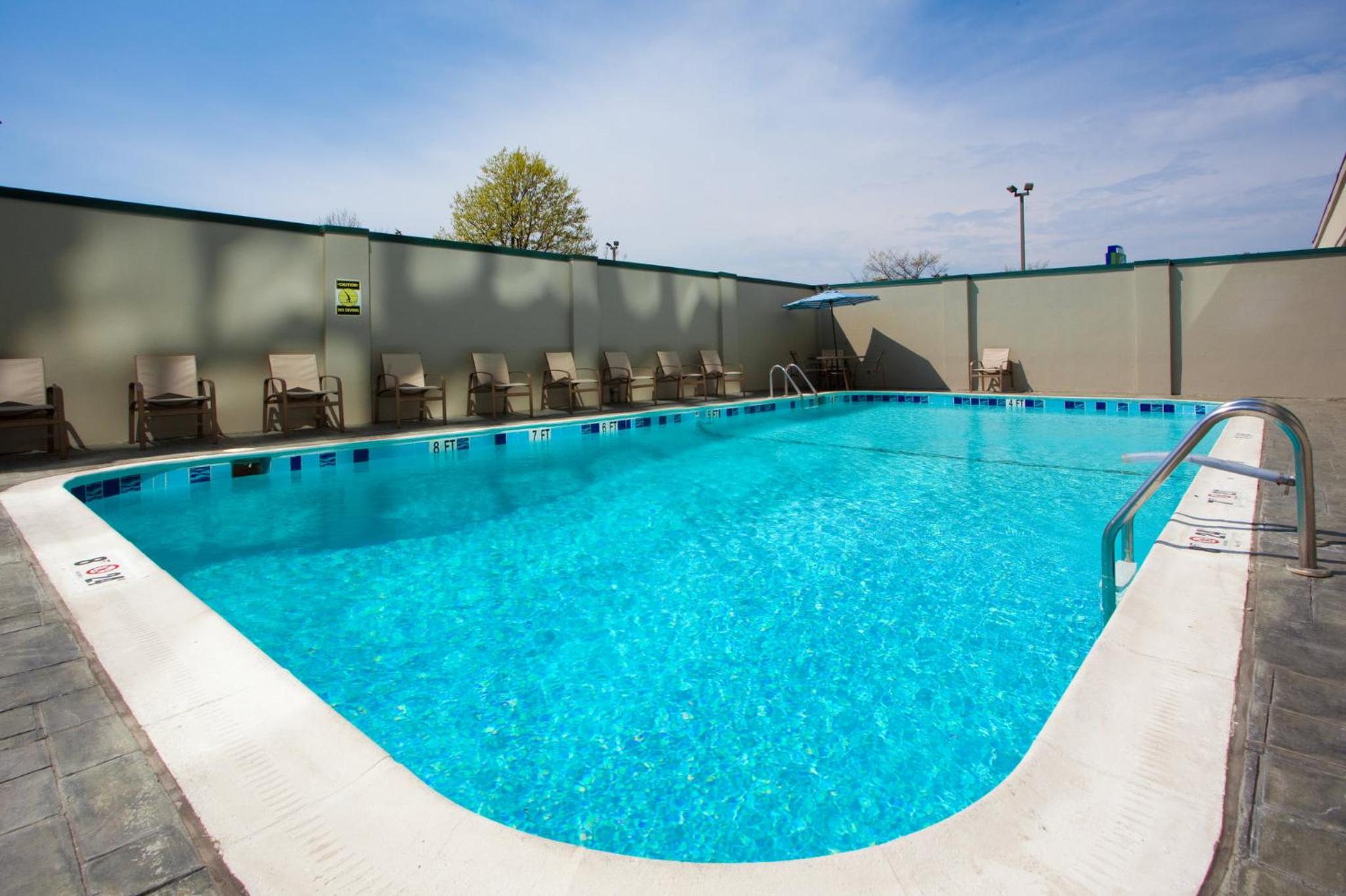 Springfield Vacations - Holiday Inn Express Washington DC SW - Springfield, an IHG Hotel - Property Image 15