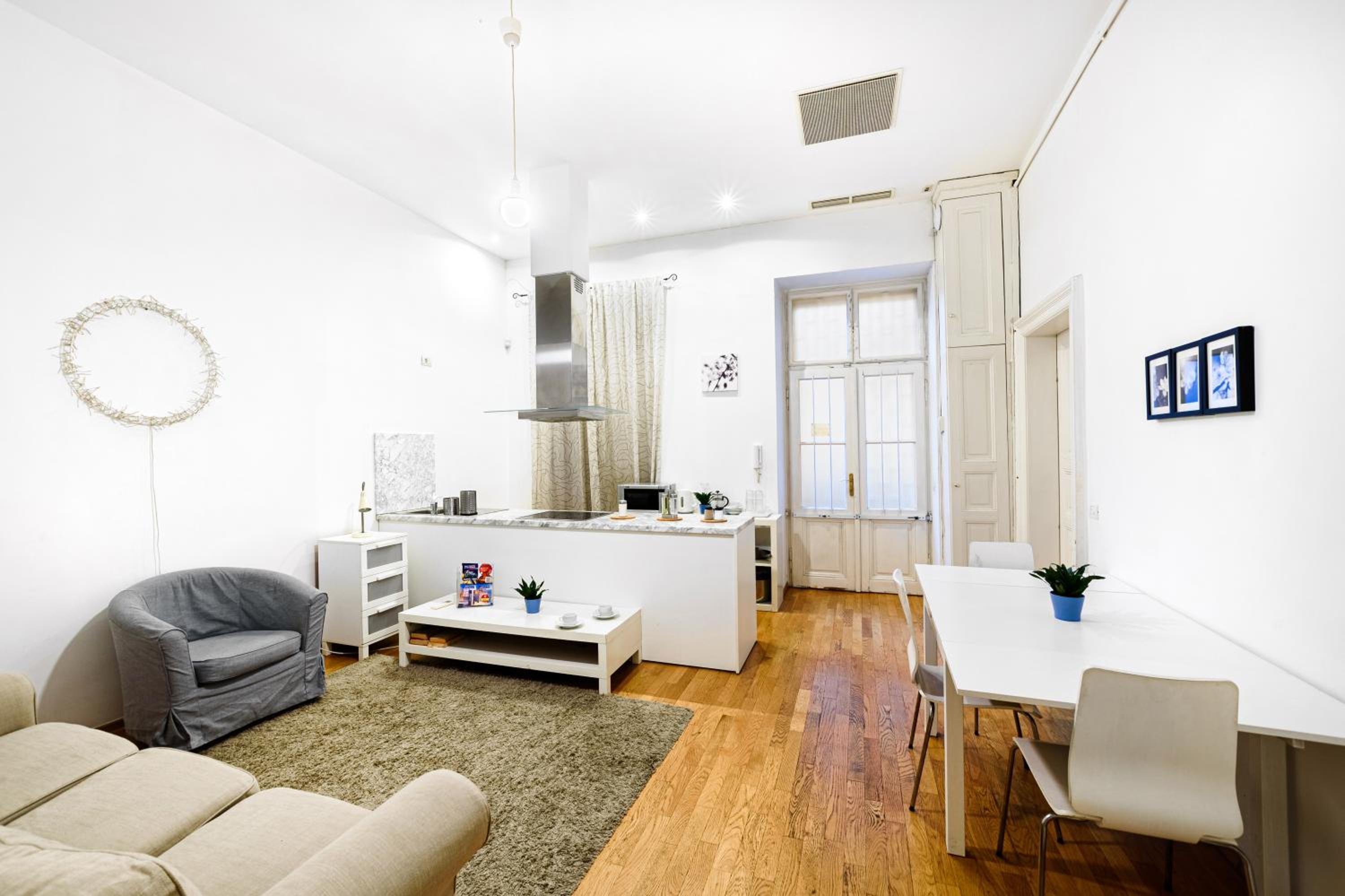 Avenue Hostel