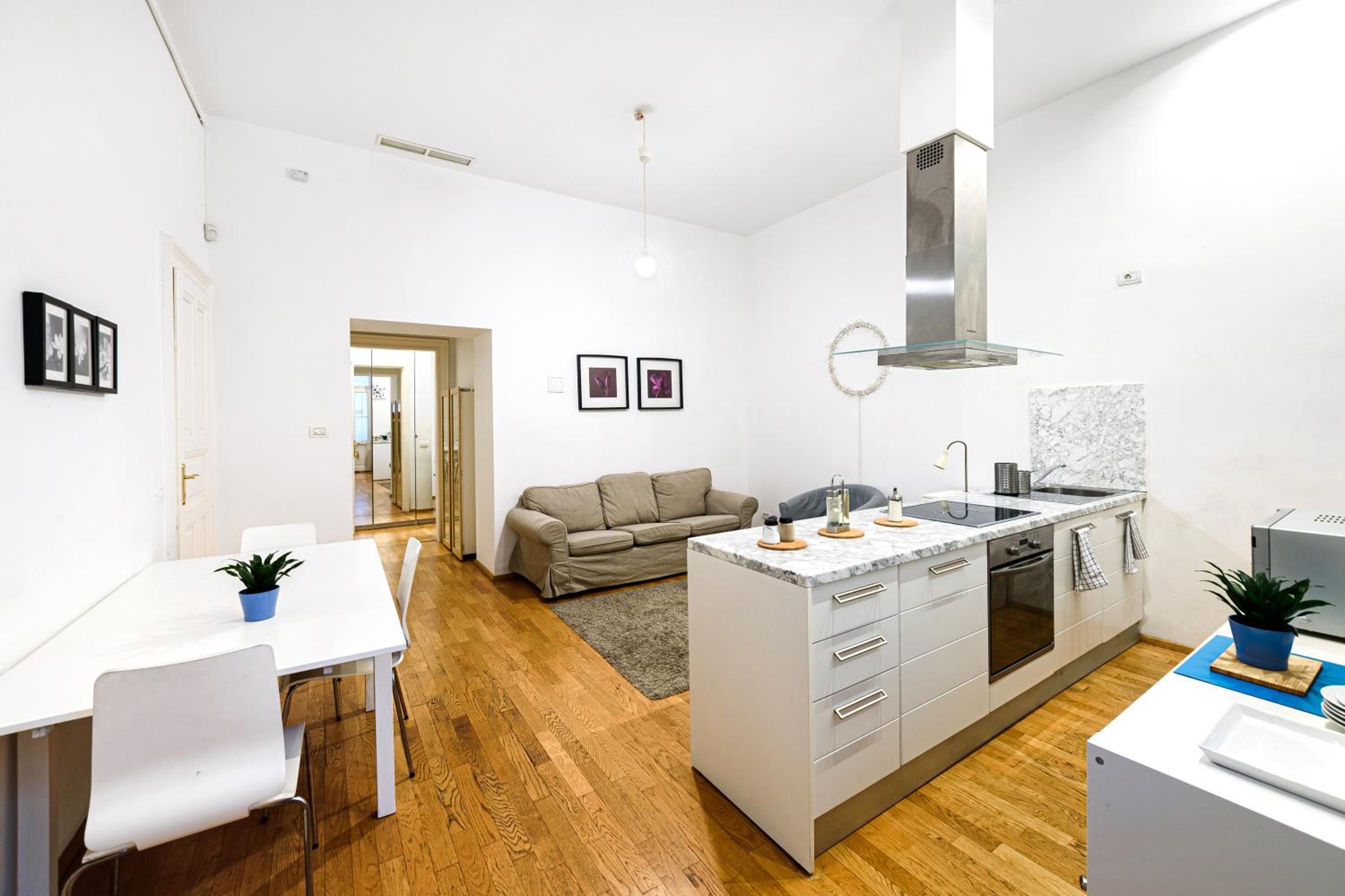Avenue Hostel
