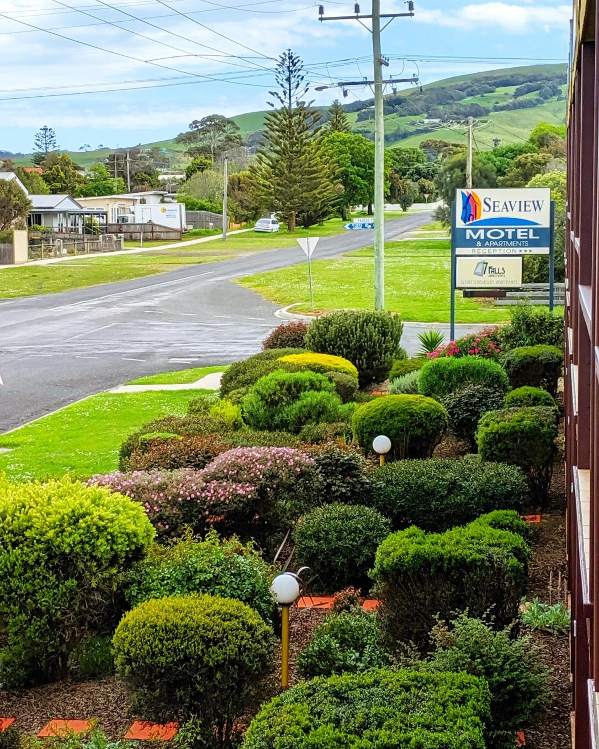 Seaview Motel & Apartments