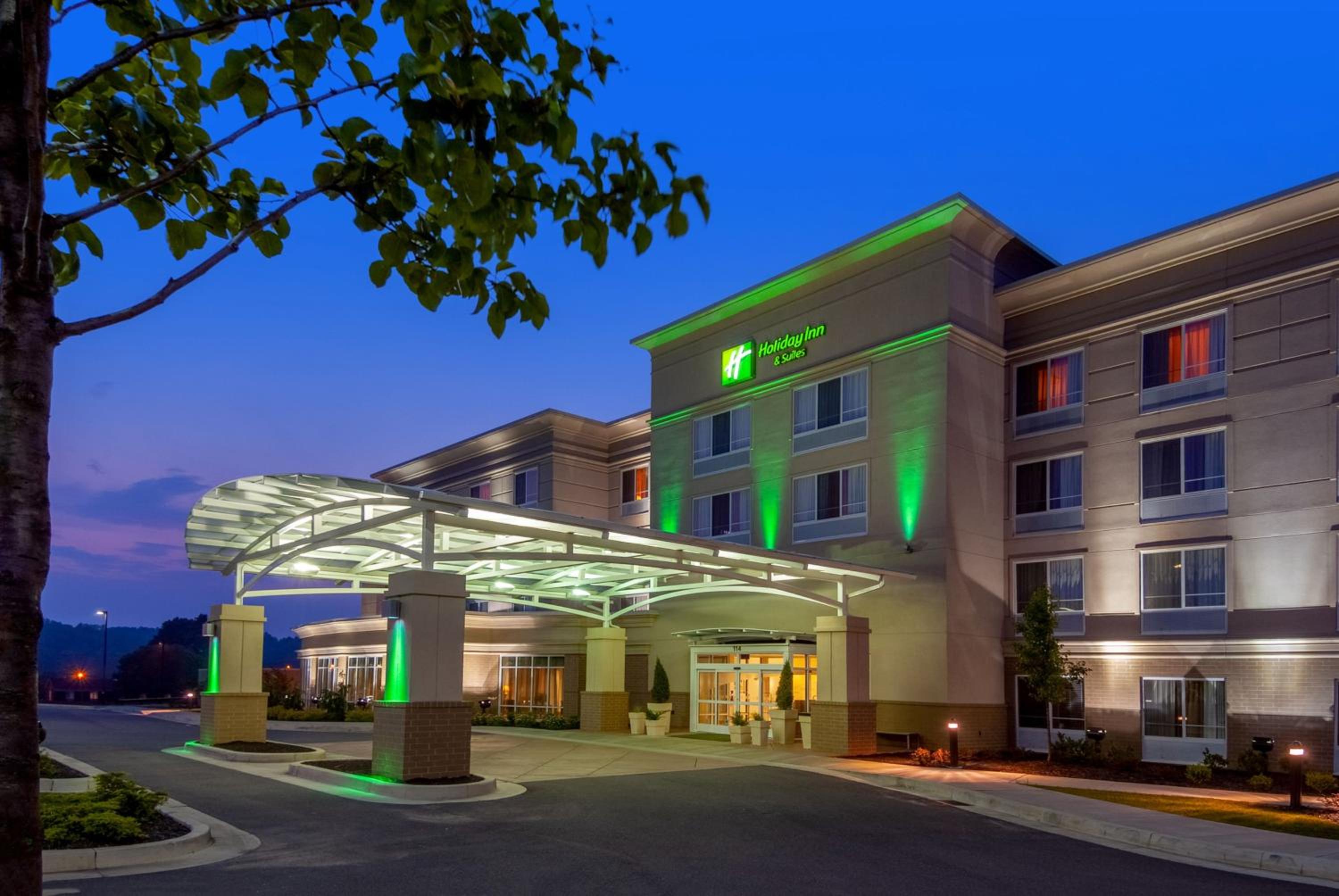 Holiday Inn Hotel & Suites Beckley by IHG
