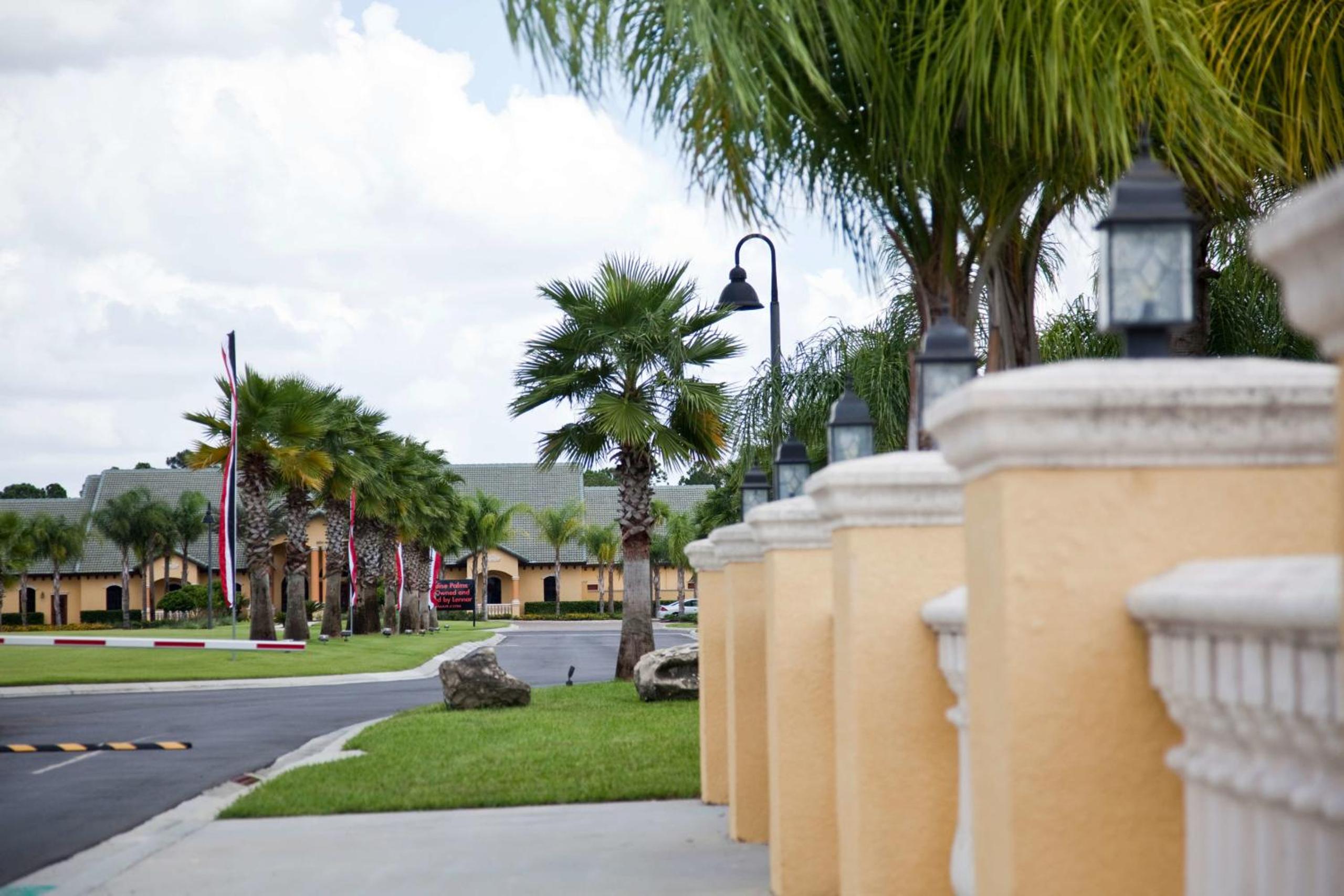 Paradise Villa Disney Staycation Pool, Fun & Resort Access