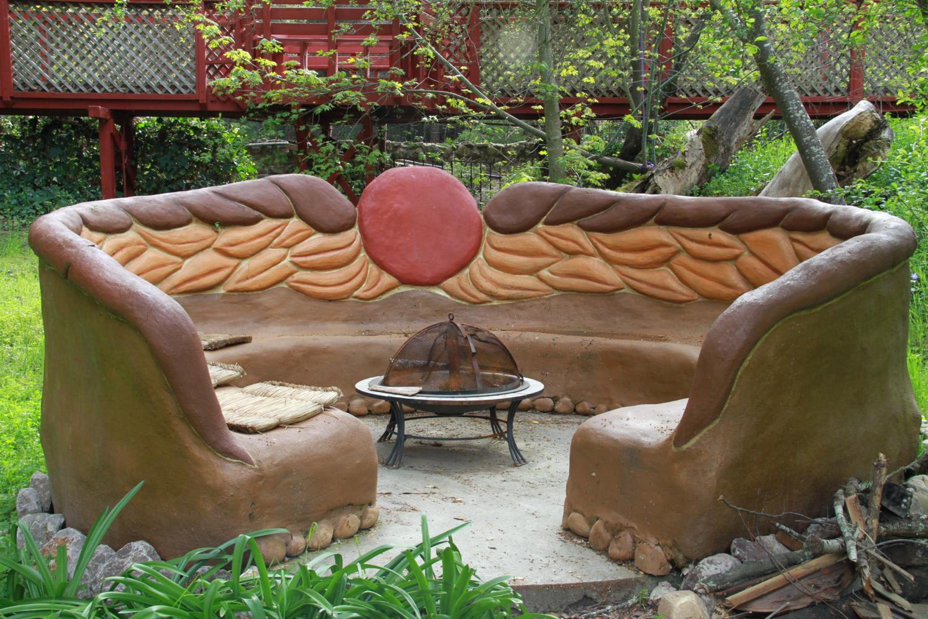 Hobbit Hut