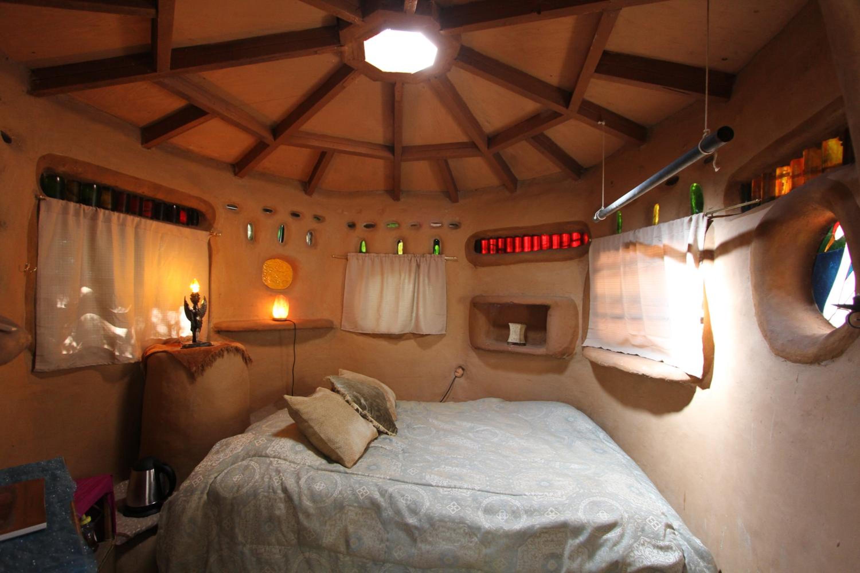 Hobbit Hut