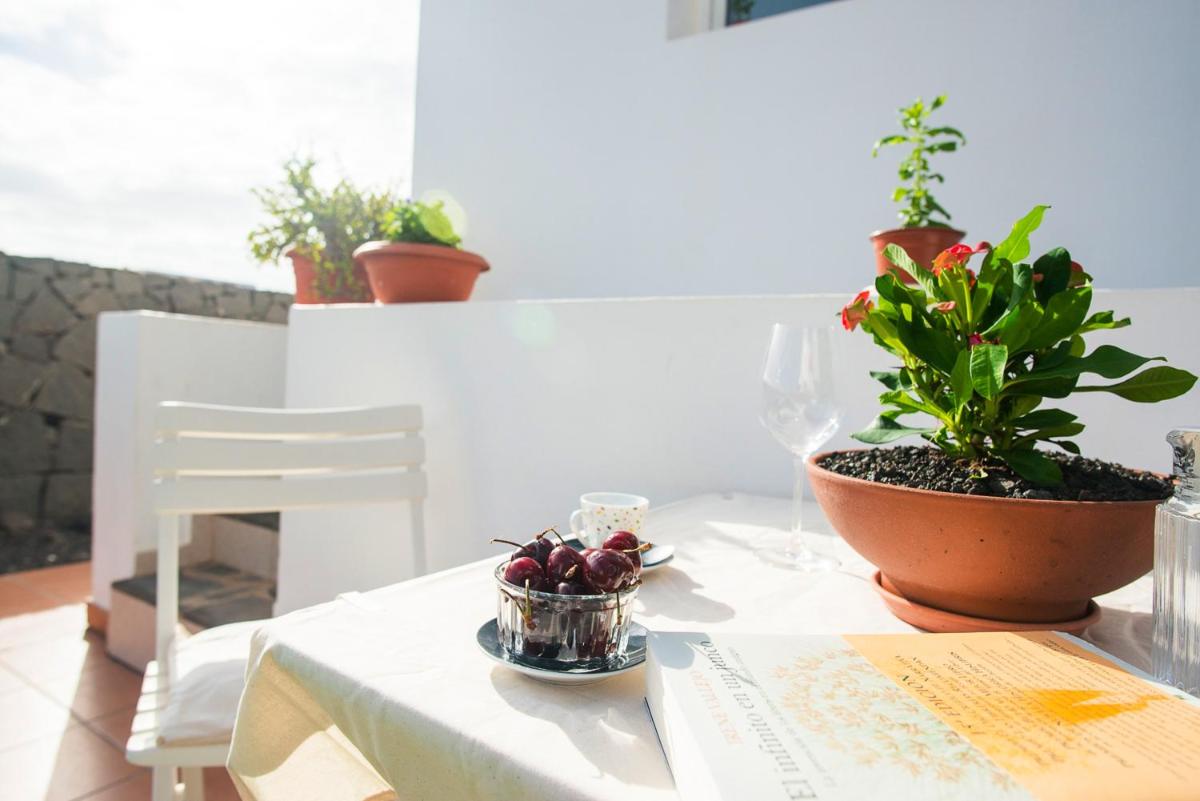 Studio with terrace and wifi at La Santa Lanzarote view 3