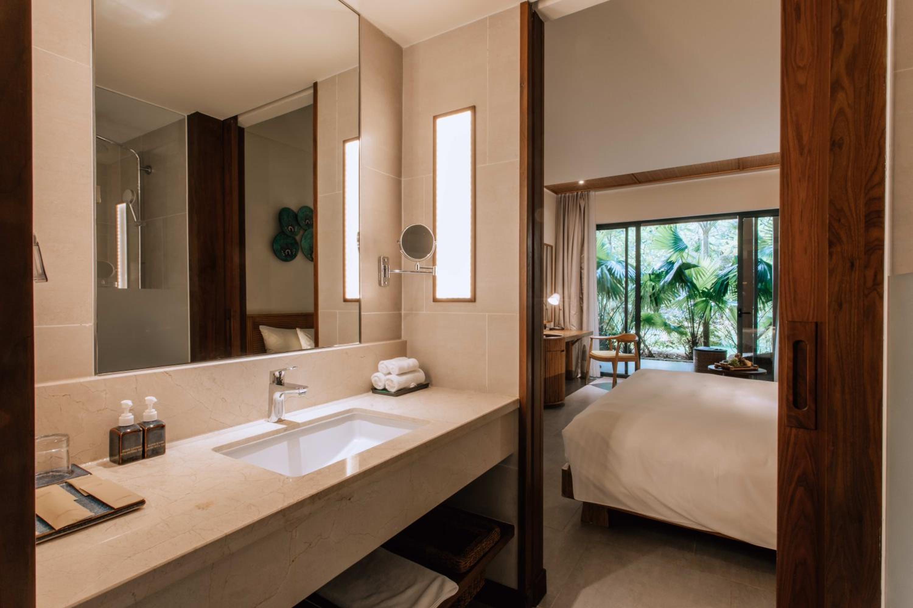 Dusit Princess Moonrise Beach Resort