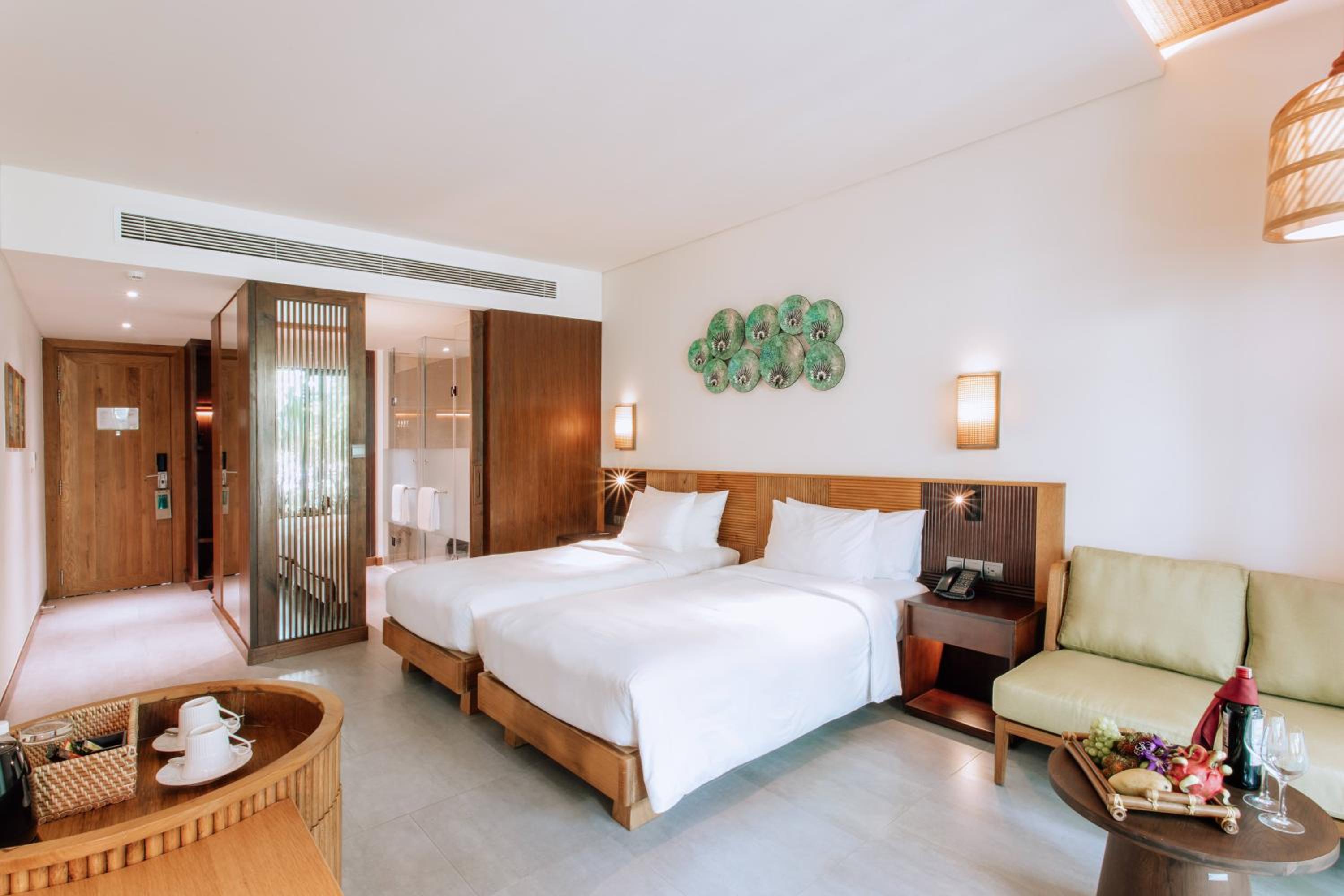 Dusit Princess Moonrise Beach Resort