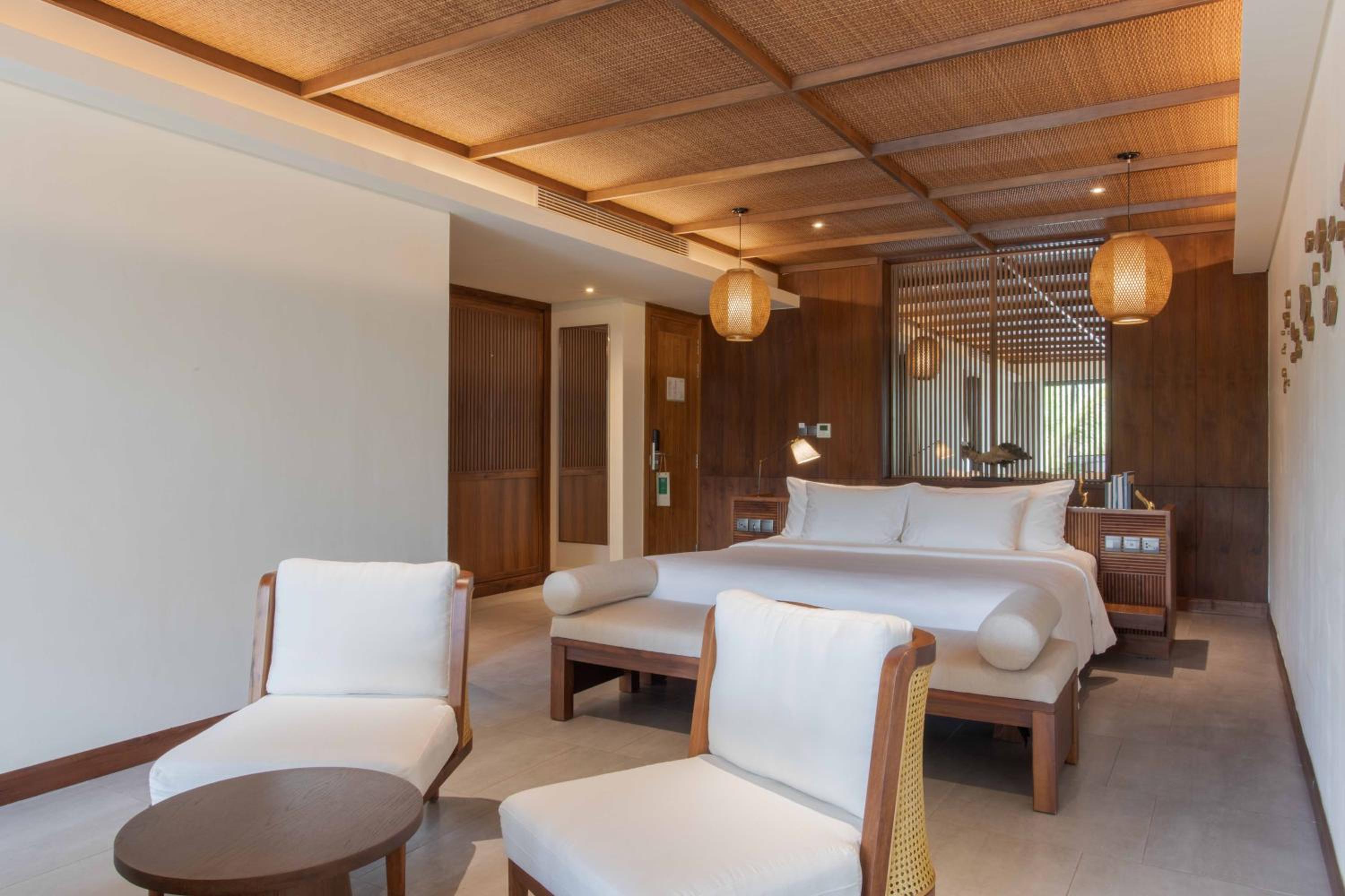 Dusit Princess Moonrise Beach Resort