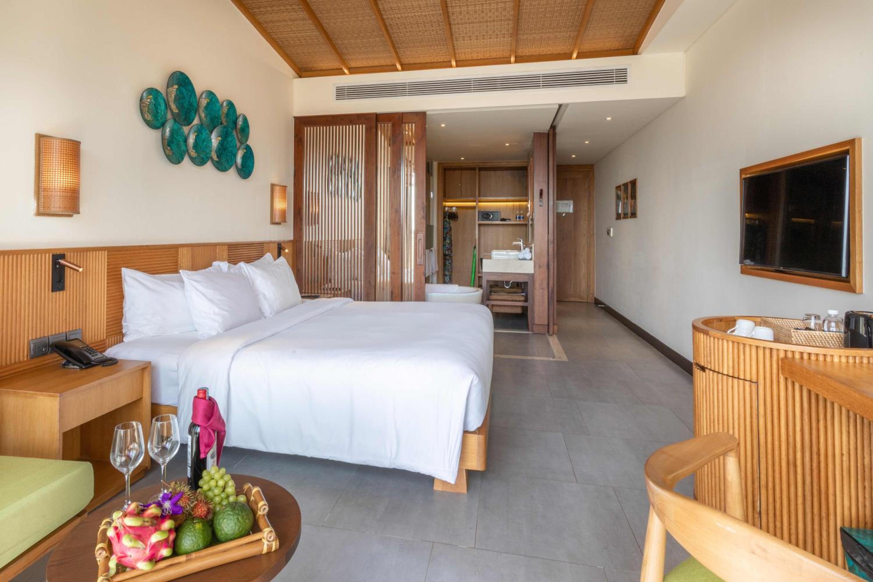 Dusit Princess Moonrise Beach Resort