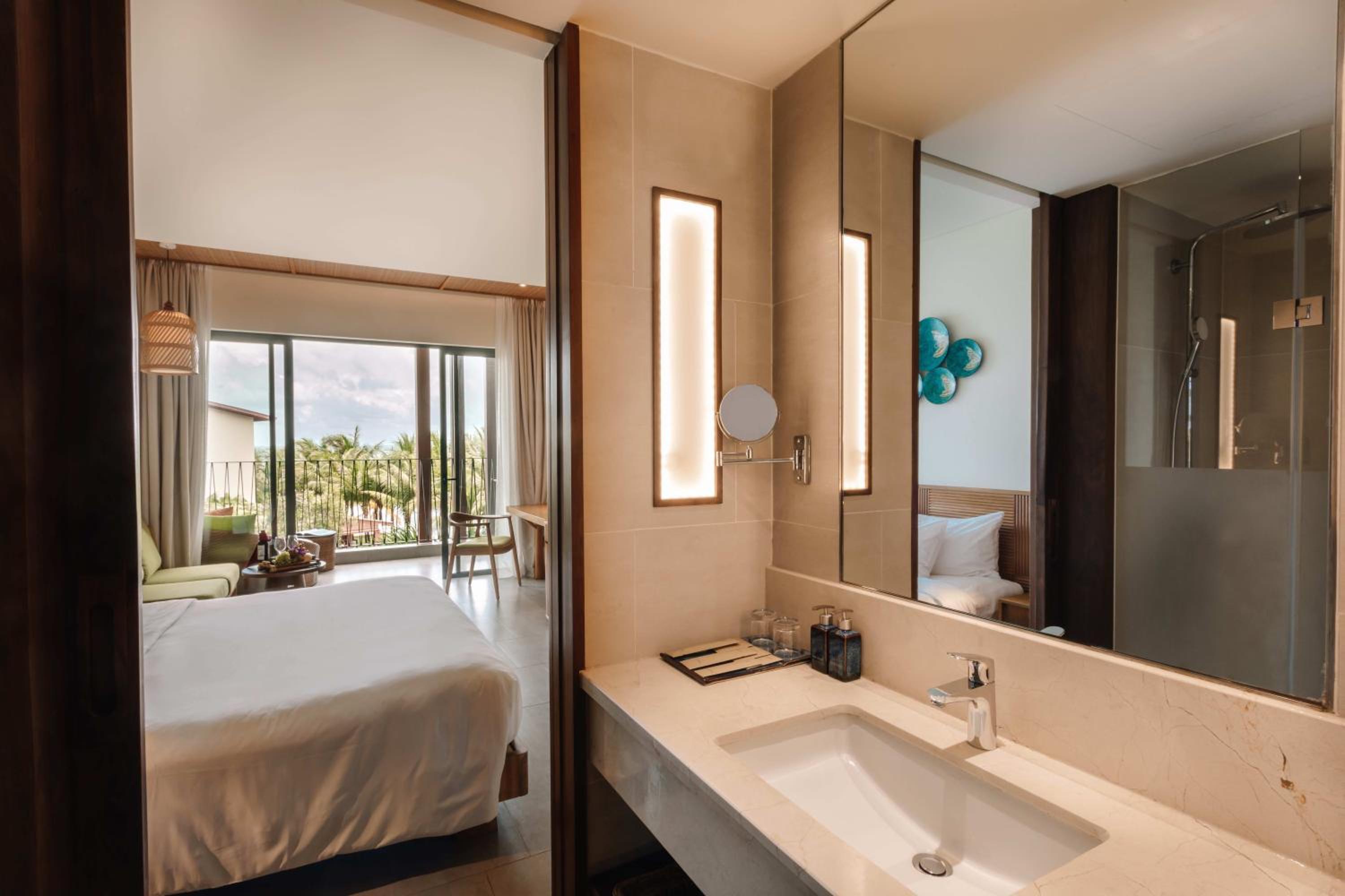 Dusit Princess Moonrise Beach Resort
