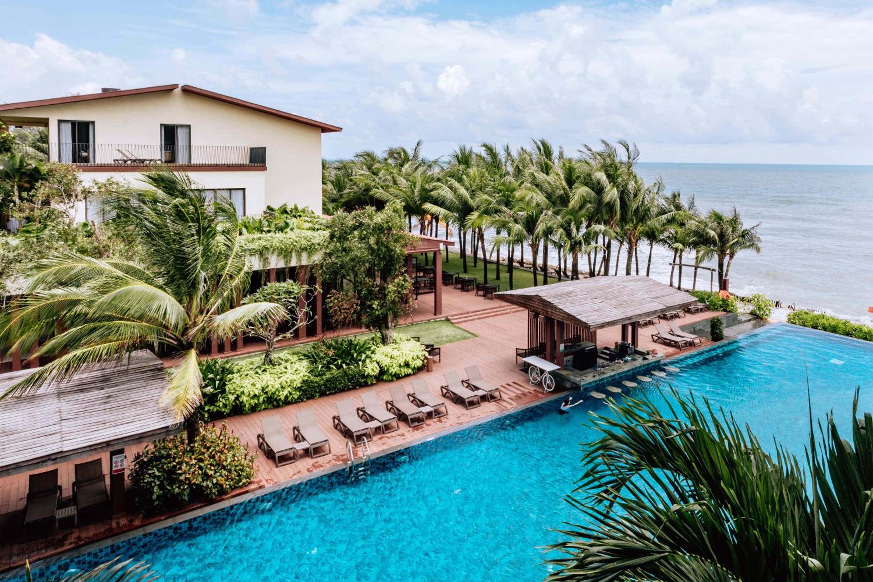 Dusit Princess Moonrise Beach Resort