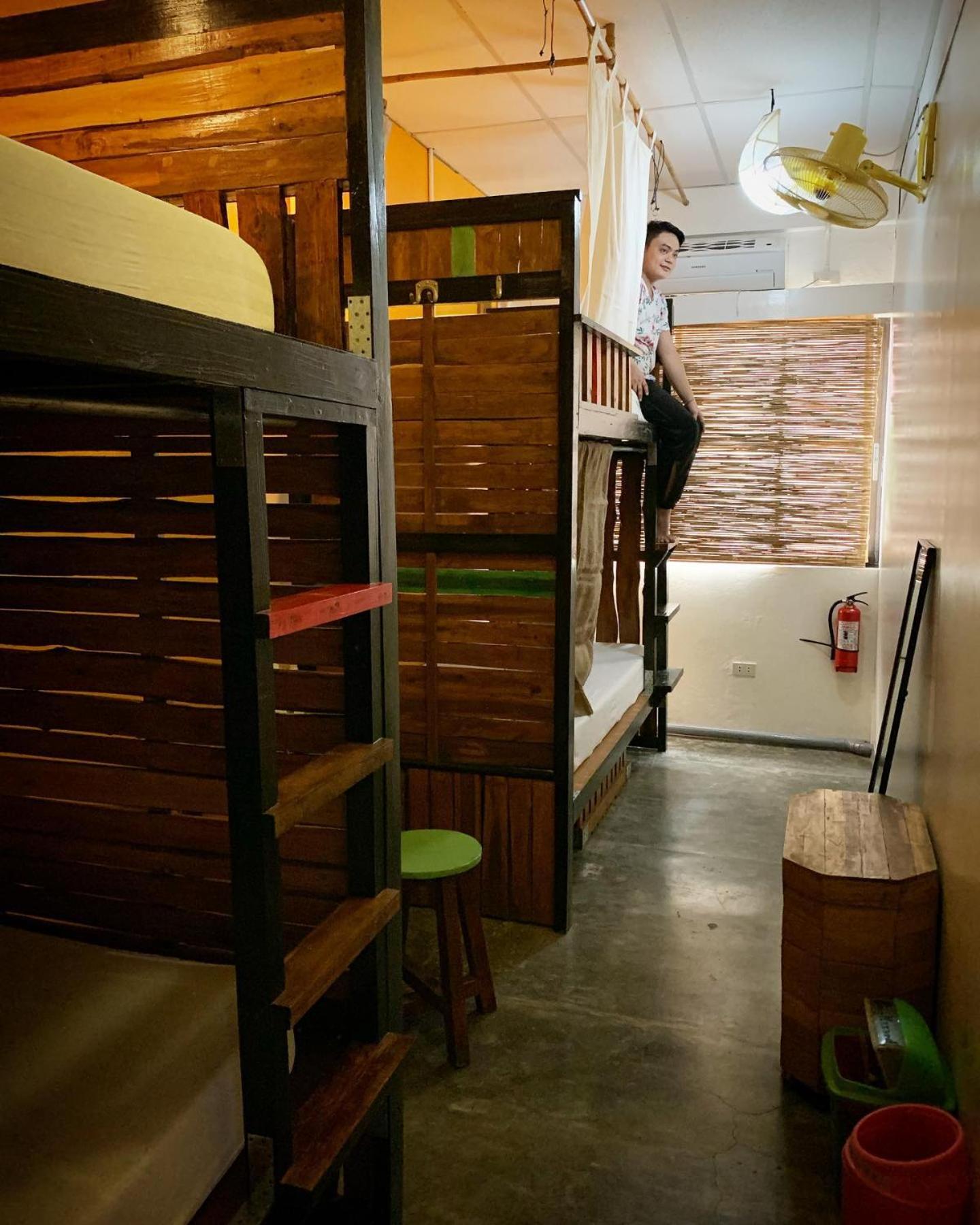 Moon Fools Hostel