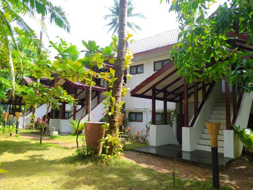 Emerald Sea Resort