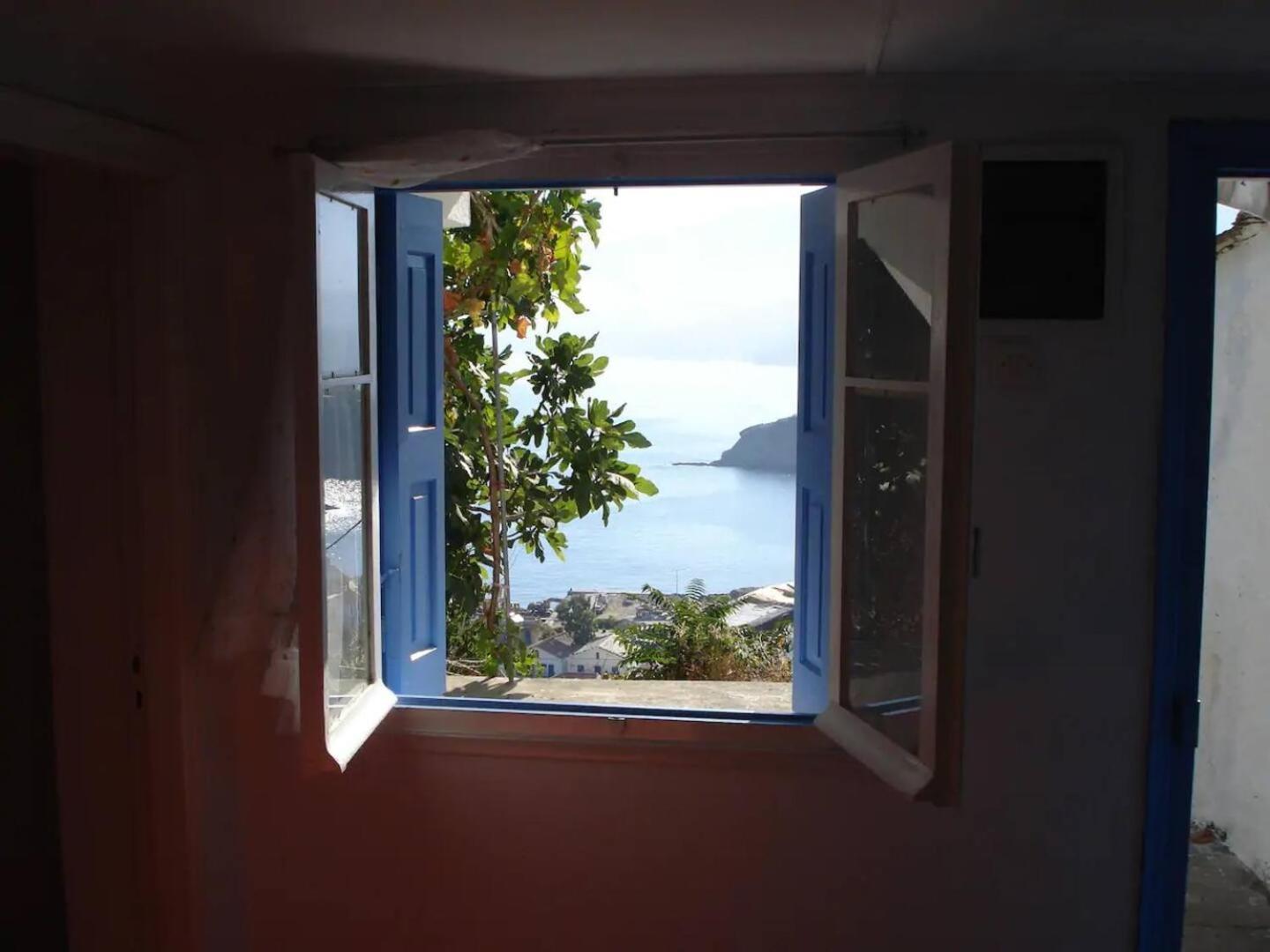 Ikaria - Evdilos village , Katsirifos view 3
