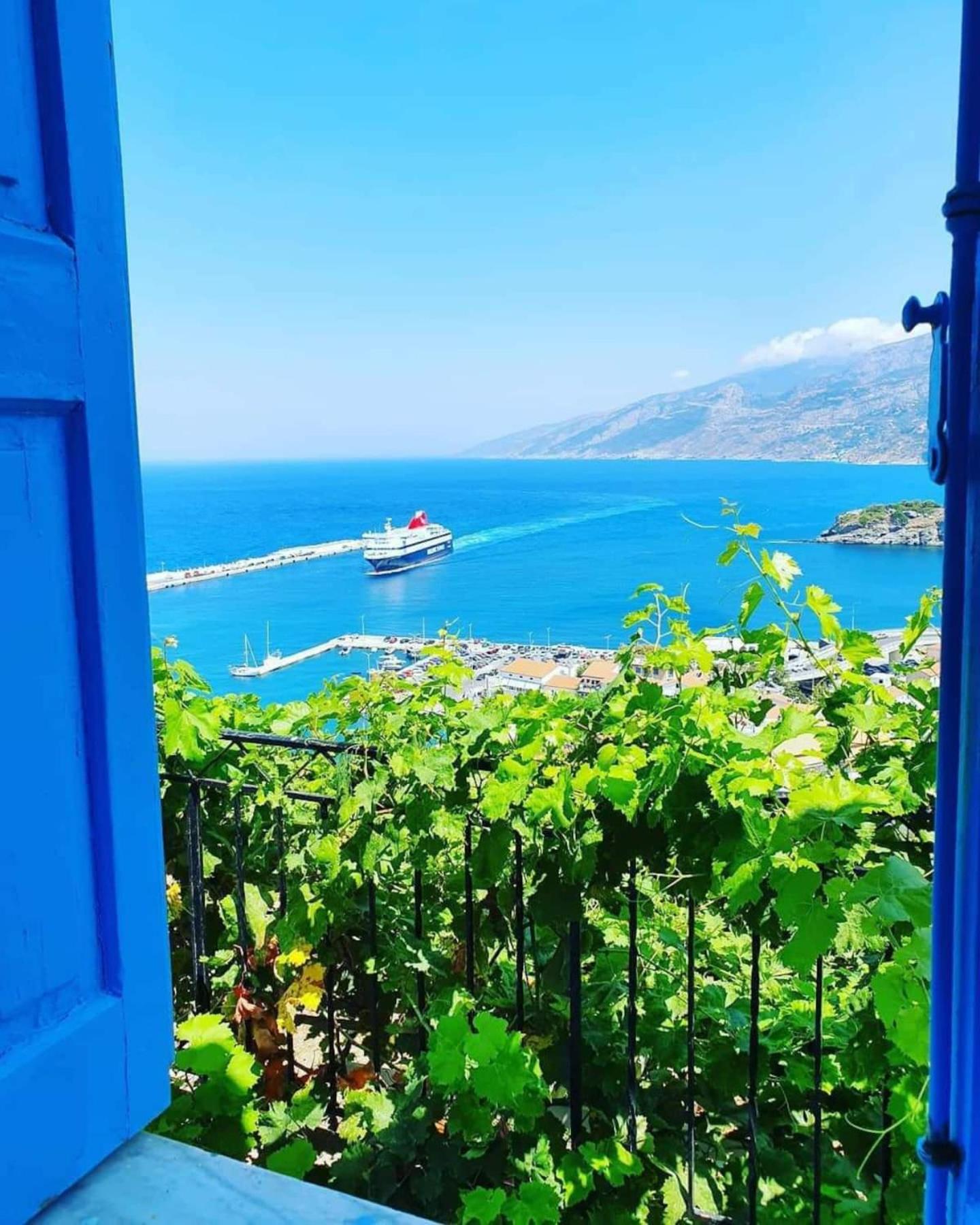 Ikaria - Evdilos village , Katsirifos view 4
