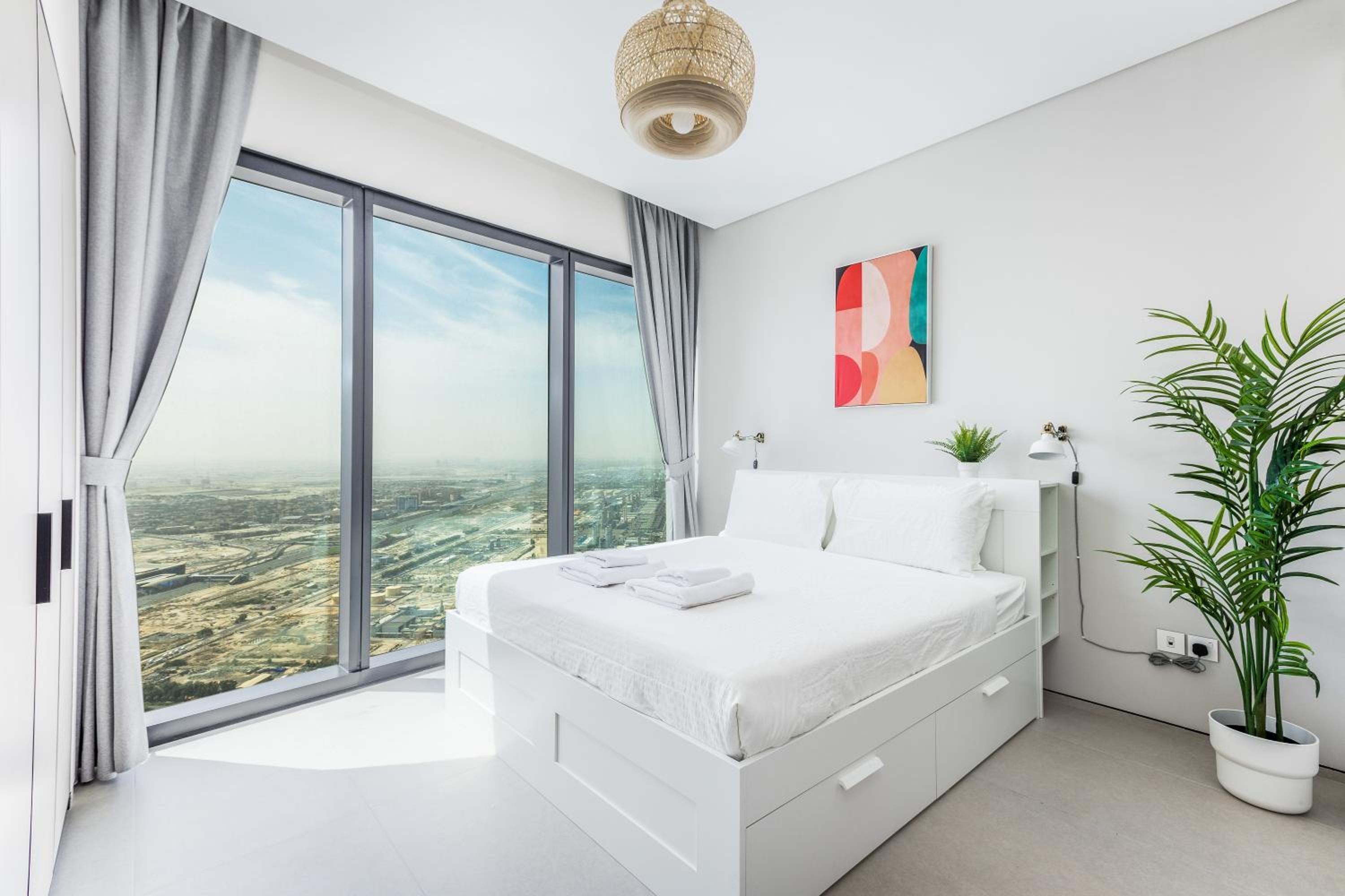 72 floor 2BR at the Address JBR with Marina Views!