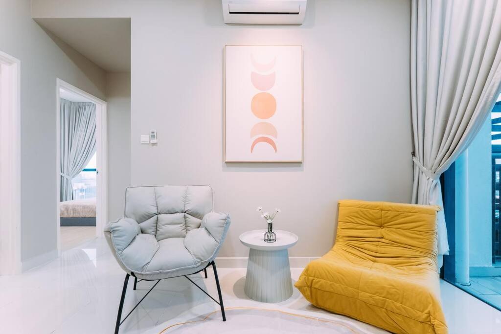 NEW! French Style 3BR 8pax Mytown Sunway Velocity