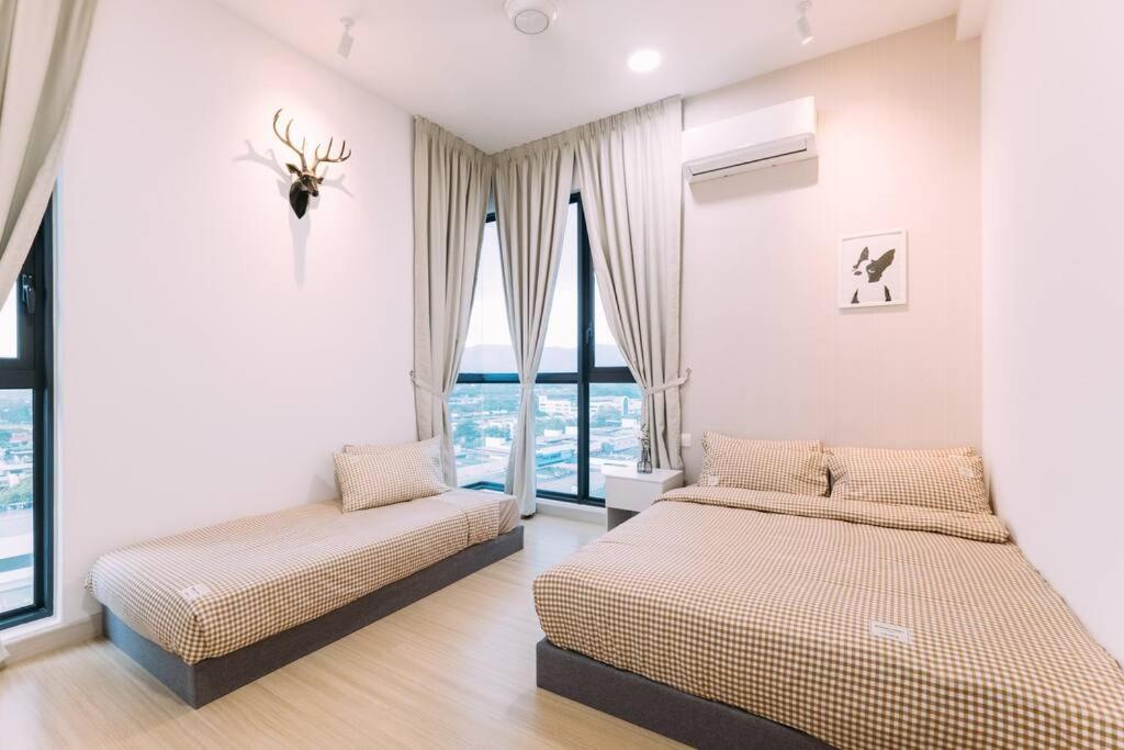 NEW! French Style 3BR 8pax Mytown Sunway Velocity
