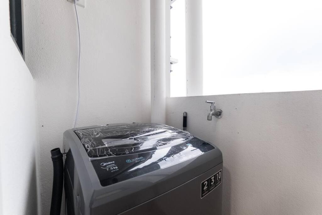 NEW! French Style 3BR 8pax Mytown Sunway Velocity