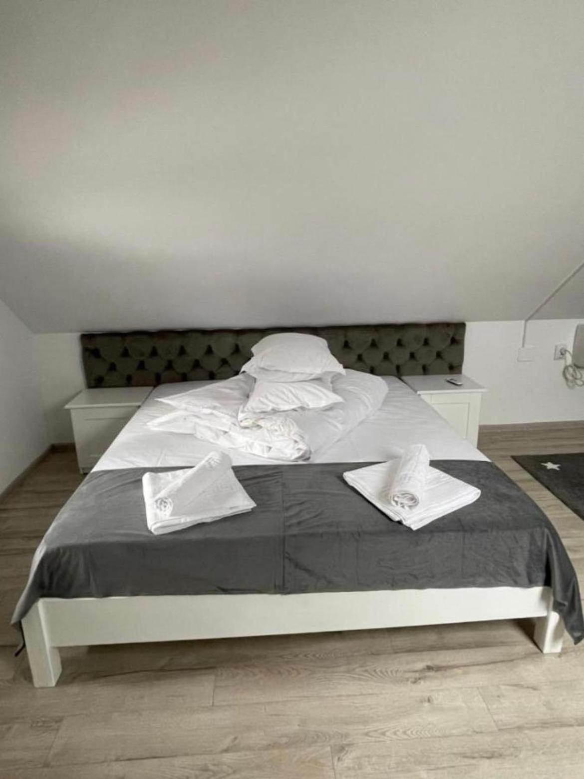 ApartElim view 5