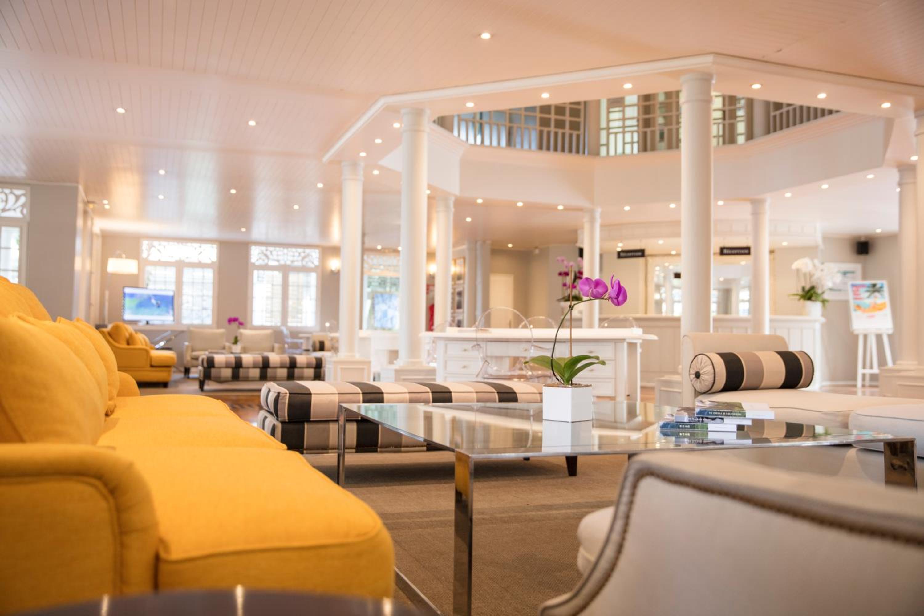 LUX* Saint Gilles Resort