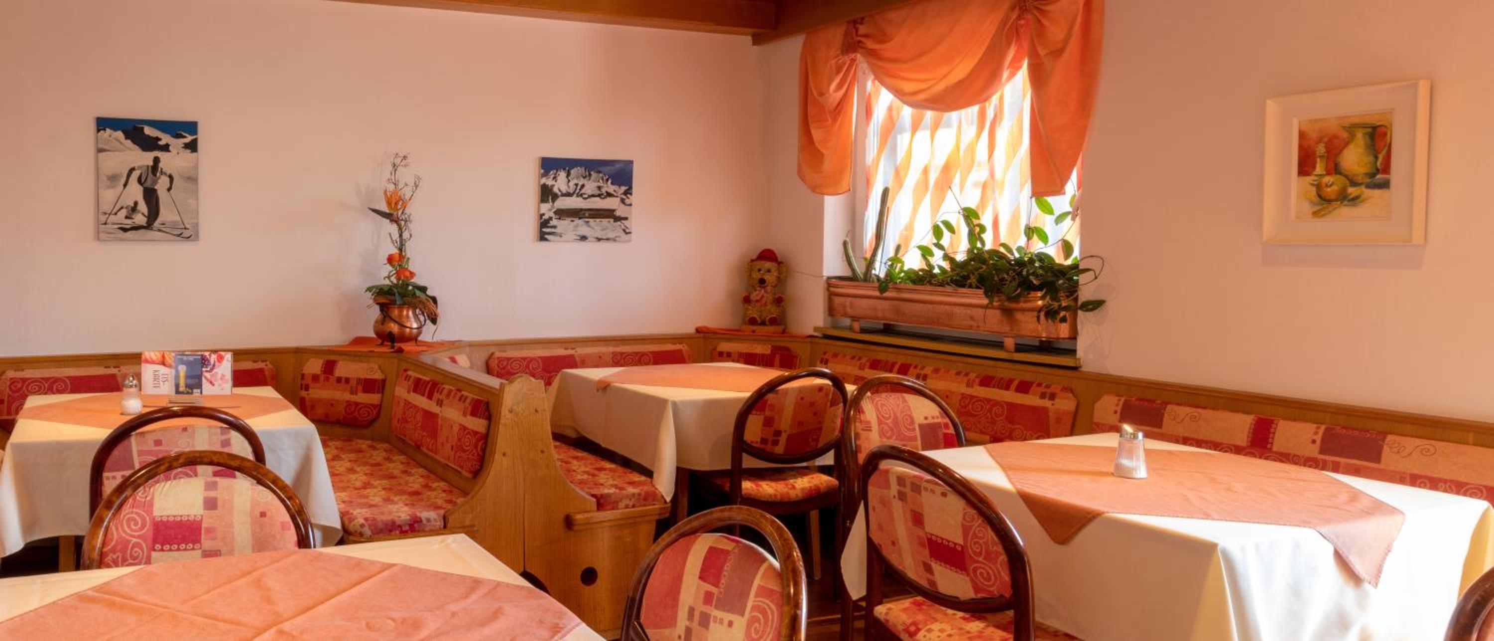 Café Pension Alpina