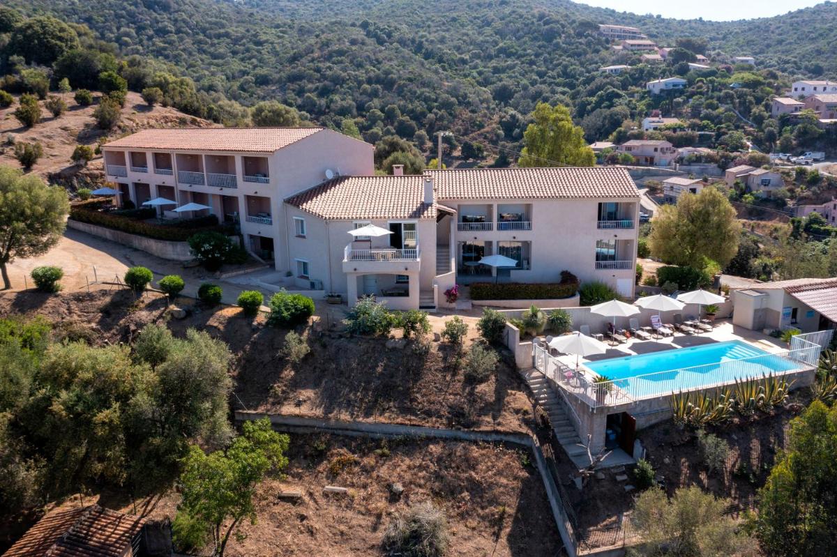 Hotel Residence Roc E Mare Tiuccia - Image 1