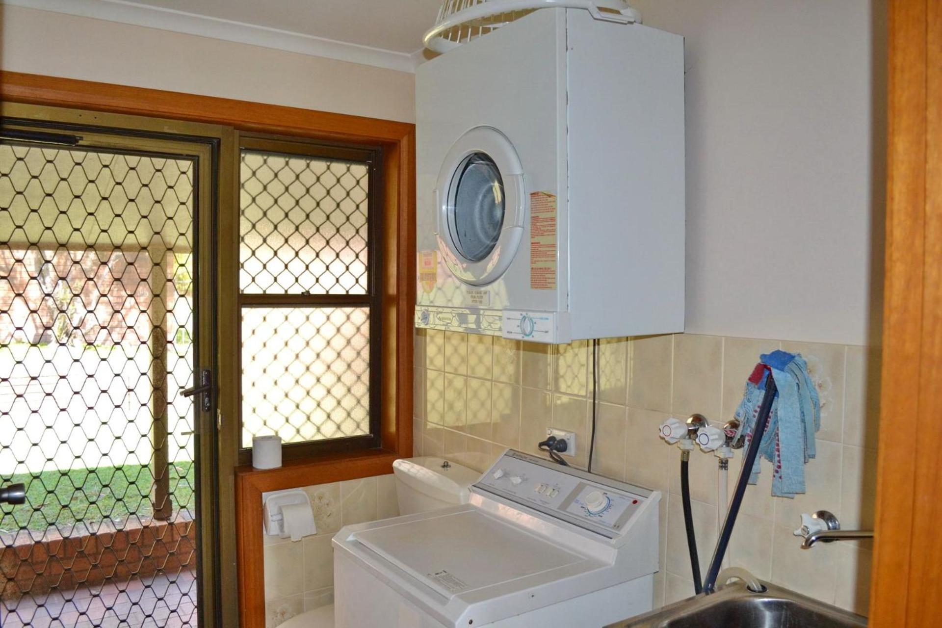 Seaview Townhouse 4 view 2