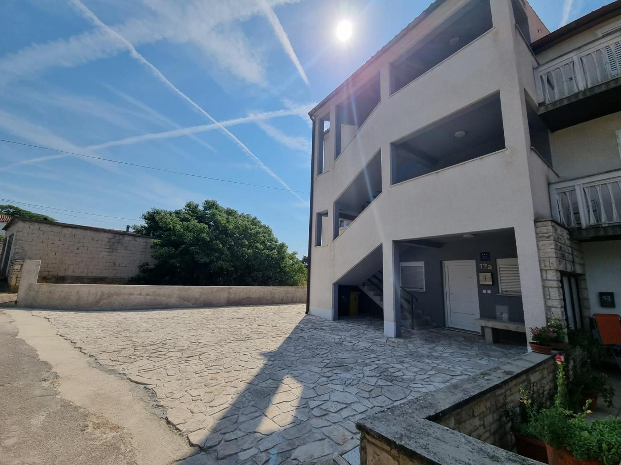 Apartment Sunrise, coastal Istra, Pula Duga Uvala Pavićini view 5