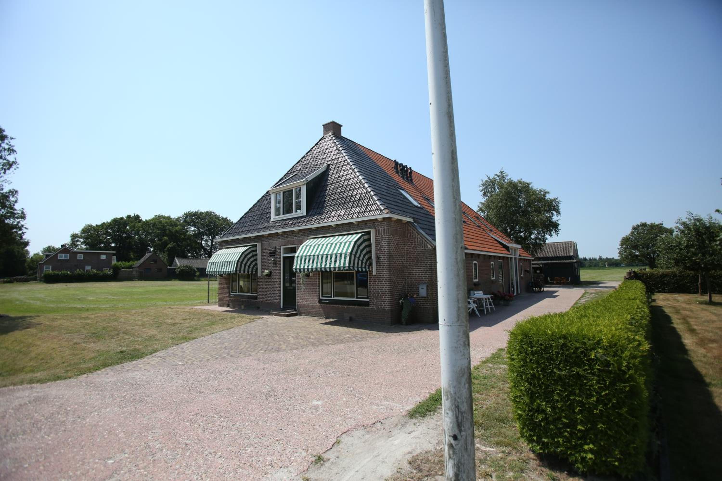 Photo 27